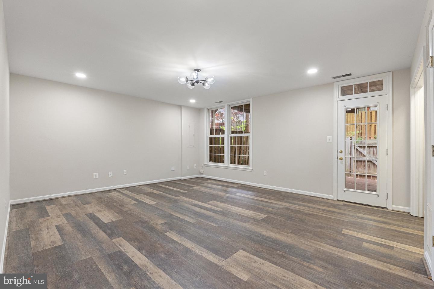46740 ABINGTON TER, STERLING, Virginia 20165, 4 Bedrooms Bedrooms, ,2 BathroomsBathrooms,Residential,For sale,46740 ABINGTON TER,VALO2094296 MLS # VALO2094296