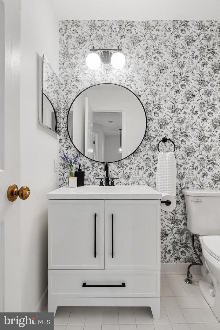 46740 ABINGTON TER, STERLING, Virginia 20165, 4 Bedrooms Bedrooms, ,2 BathroomsBathrooms,Residential,For sale,46740 ABINGTON TER,VALO2094296 MLS # VALO2094296