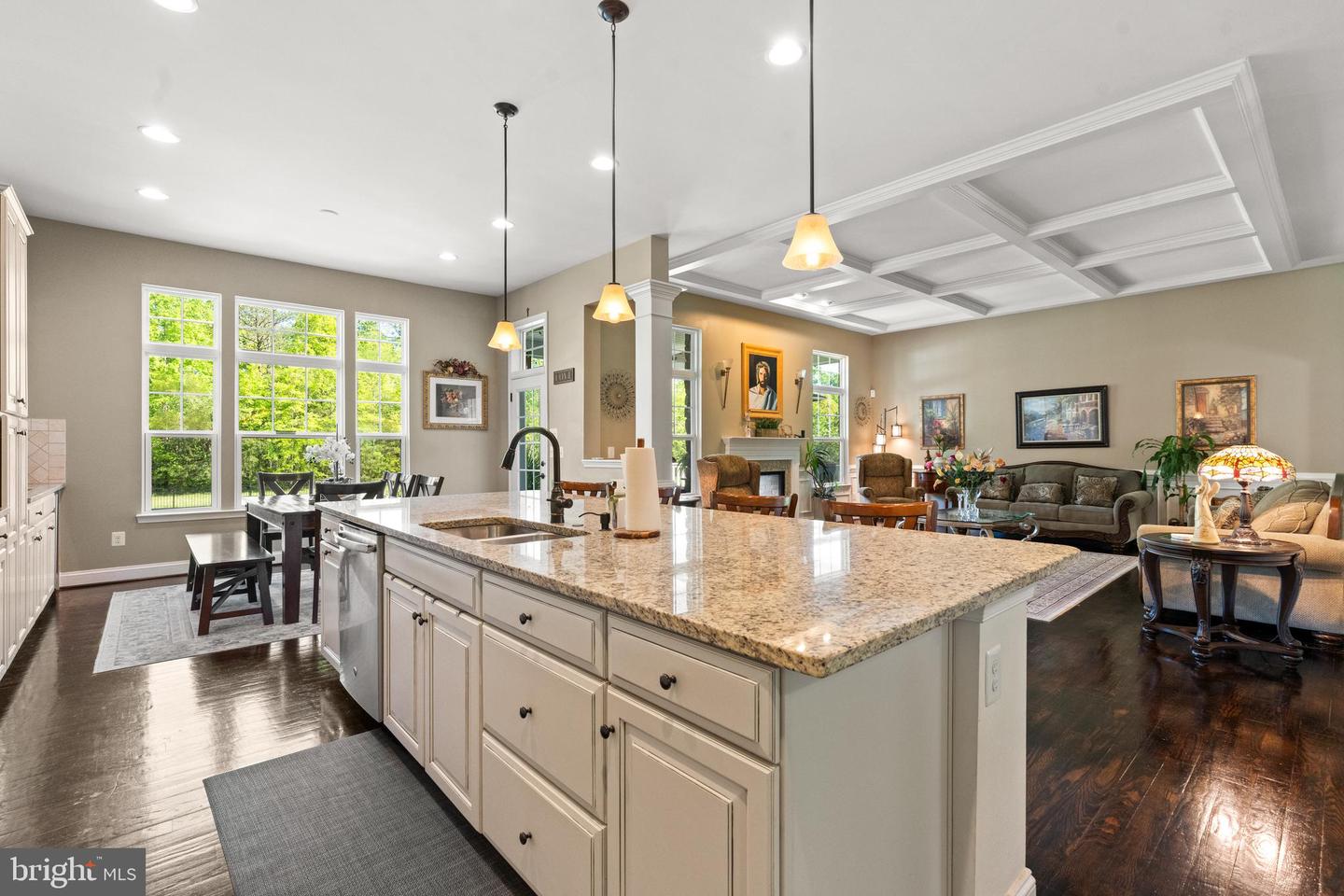 5029 PARKSIDE CT, WARRENTON, Virginia 20187, 6 Bedrooms Bedrooms, ,5 BathroomsBathrooms,Residential,For sale,5029 PARKSIDE CT,VAFQ2016328 MLS # VAFQ2016328