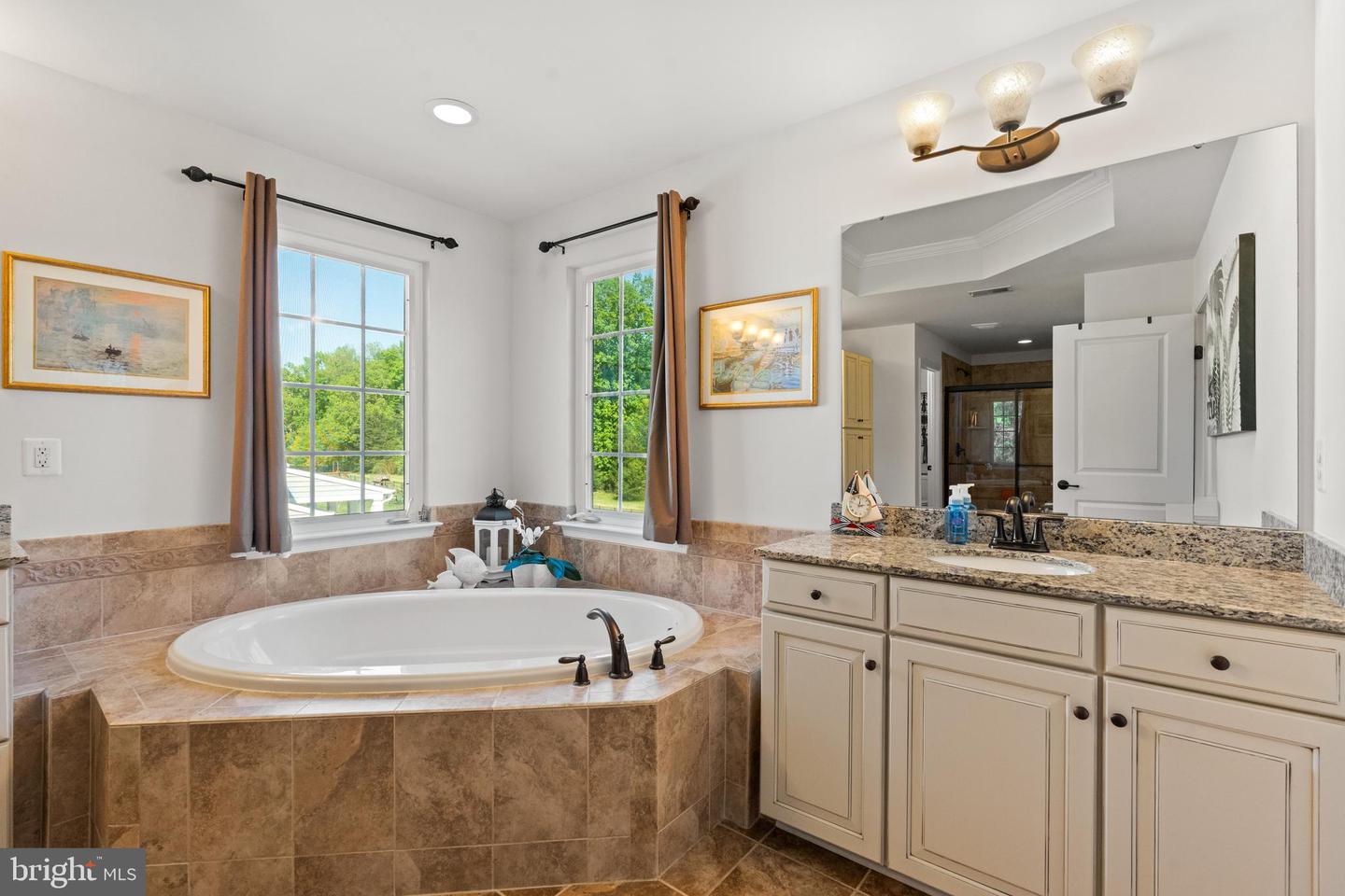 5029 PARKSIDE CT, WARRENTON, Virginia 20187, 6 Bedrooms Bedrooms, ,5 BathroomsBathrooms,Residential,For sale,5029 PARKSIDE CT,VAFQ2016328 MLS # VAFQ2016328