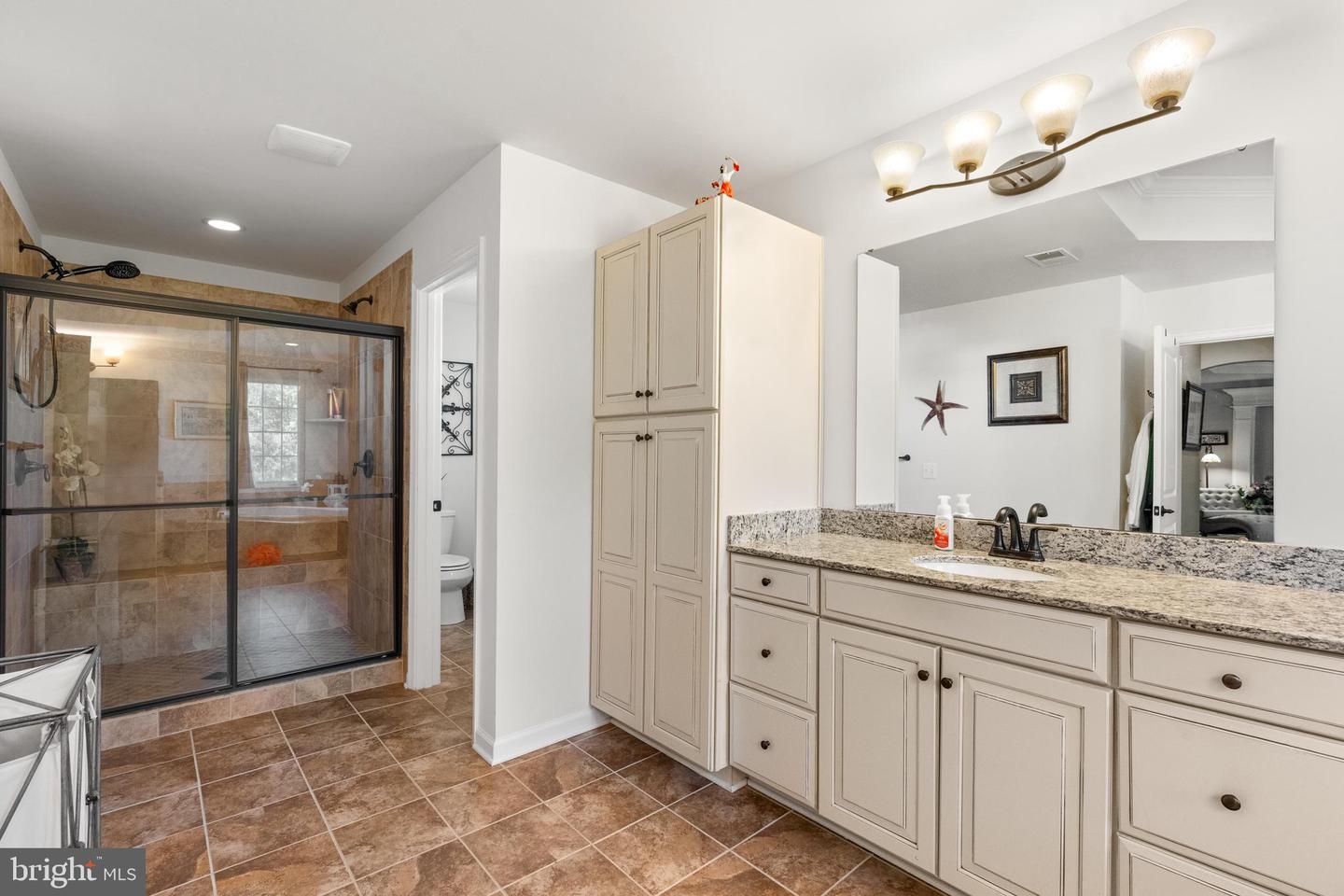 5029 PARKSIDE CT, WARRENTON, Virginia 20187, 6 Bedrooms Bedrooms, ,5 BathroomsBathrooms,Residential,For sale,5029 PARKSIDE CT,VAFQ2016328 MLS # VAFQ2016328