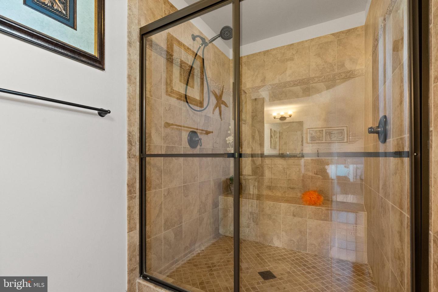 5029 PARKSIDE CT, WARRENTON, Virginia 20187, 6 Bedrooms Bedrooms, ,5 BathroomsBathrooms,Residential,For sale,5029 PARKSIDE CT,VAFQ2016328 MLS # VAFQ2016328