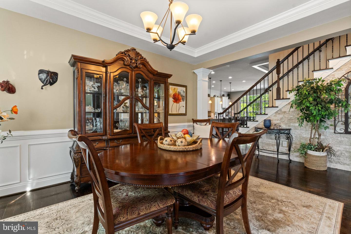 5029 PARKSIDE CT, WARRENTON, Virginia 20187, 6 Bedrooms Bedrooms, ,5 BathroomsBathrooms,Residential,For sale,5029 PARKSIDE CT,VAFQ2016328 MLS # VAFQ2016328
