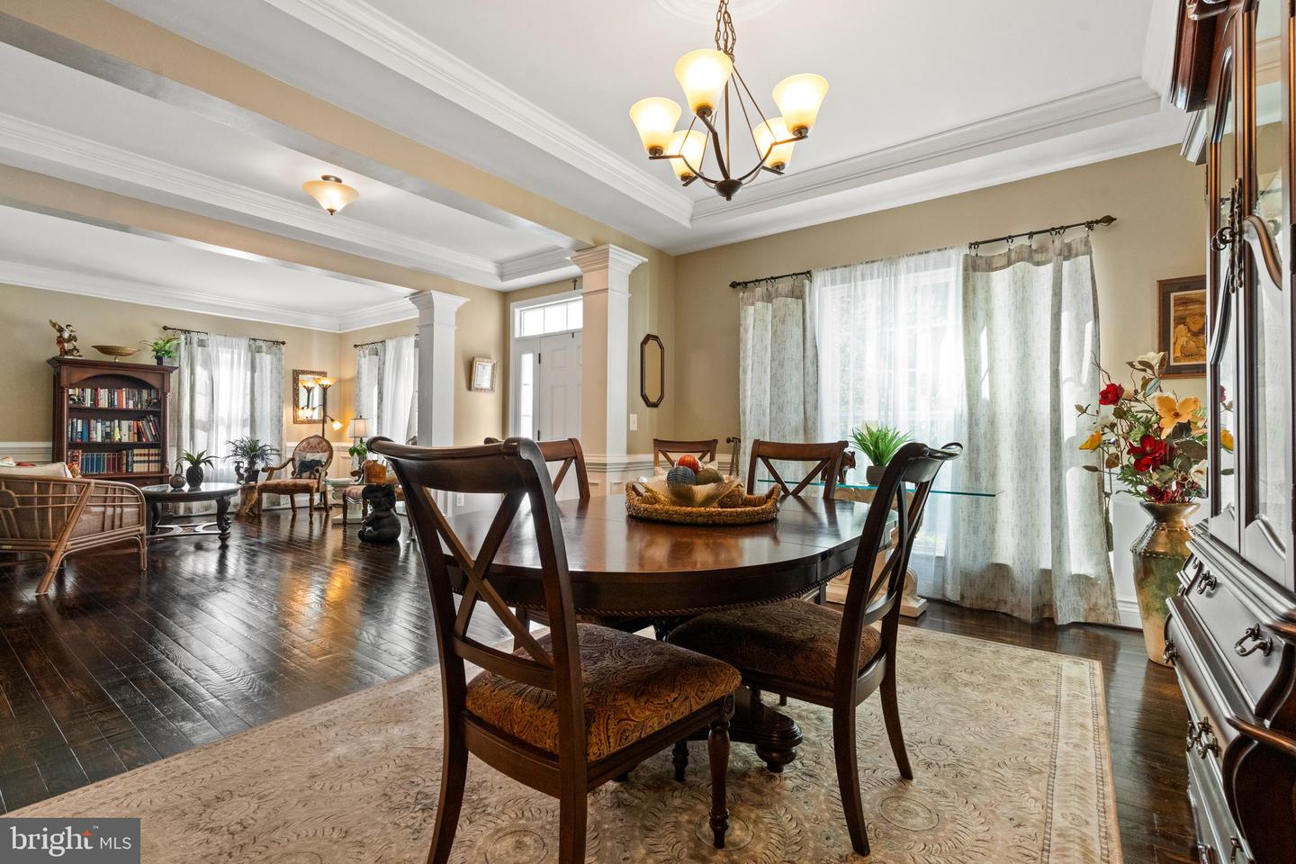 5029 PARKSIDE CT, WARRENTON, Virginia 20187, 6 Bedrooms Bedrooms, ,5 BathroomsBathrooms,Residential,For sale,5029 PARKSIDE CT,VAFQ2016328 MLS # VAFQ2016328