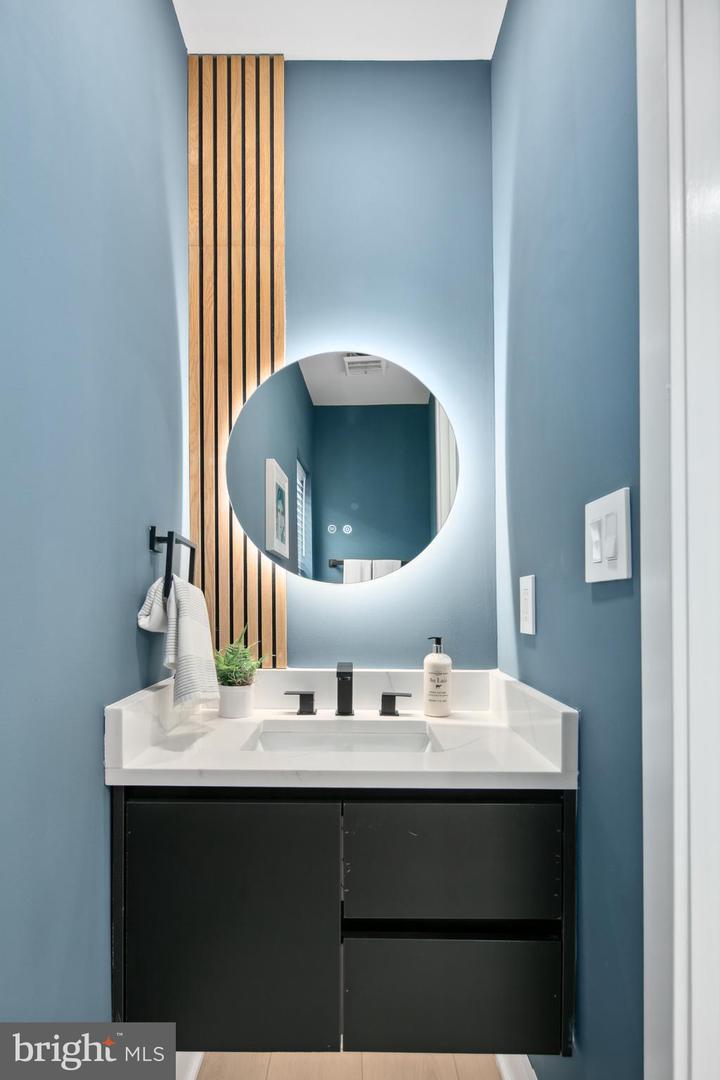 655 MORTON PL NE #1, WASHINGTON, District Of Columbia 20002, 2 Bedrooms Bedrooms, ,2 BathroomsBathrooms,Residential,For sale,655 MORTON PL NE #1,DCDC2196450 MLS # DCDC2196450