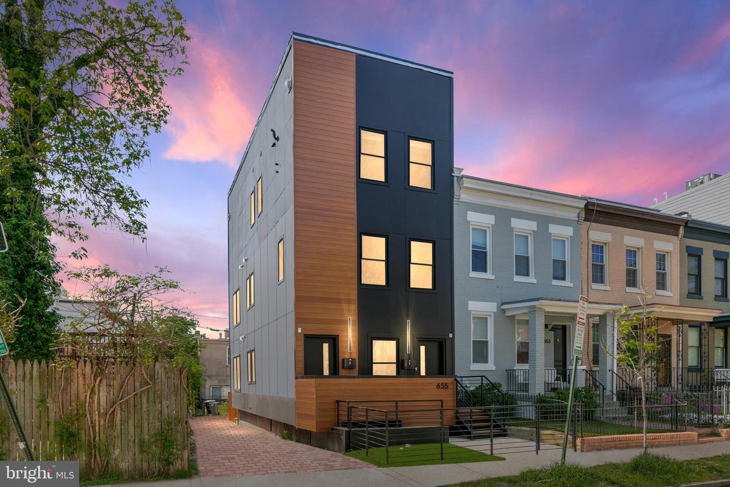 655 MORTON PL NE #1, WASHINGTON, District Of Columbia 20002, 2 Bedrooms Bedrooms, ,2 BathroomsBathrooms,Residential,For sale,655 MORTON PL NE #1,DCDC2196450 MLS # DCDC2196450