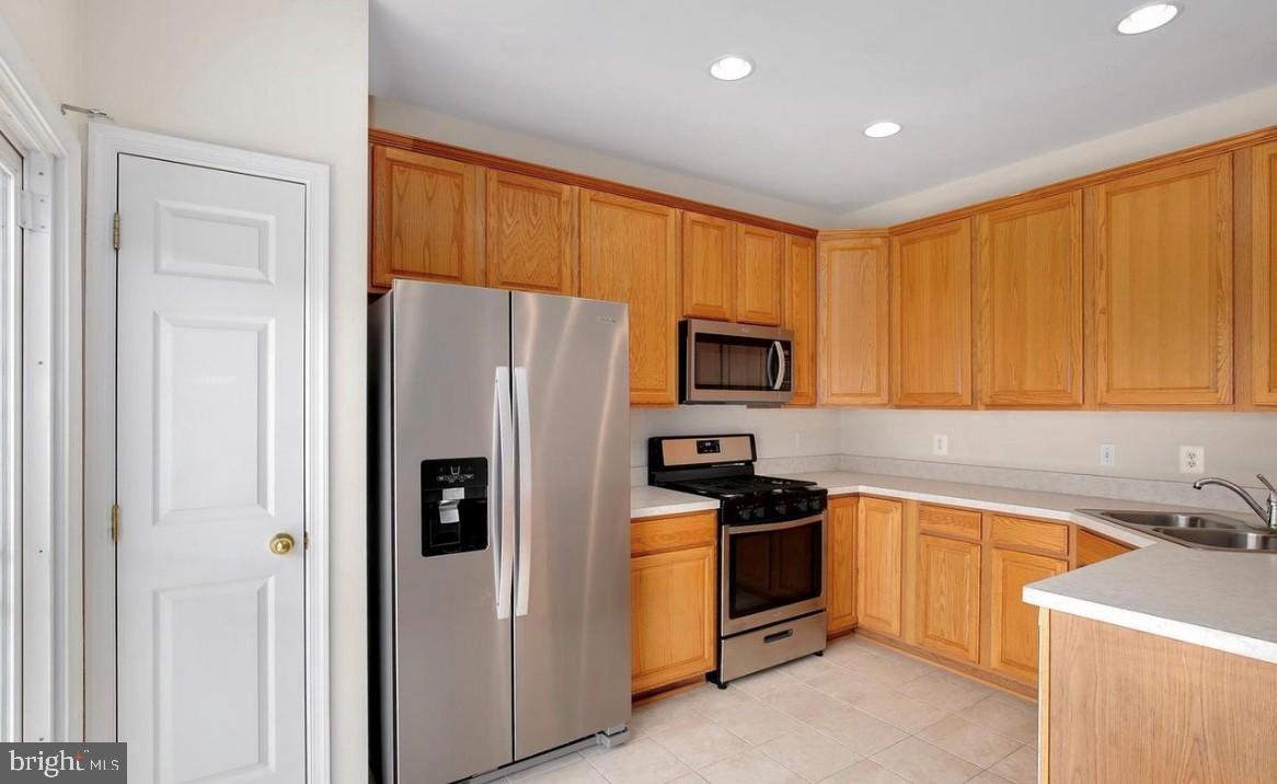 42210 TERRAZZO TER, ALDIE, Virginia 20105, 3 Bedrooms Bedrooms, ,2 BathroomsBathrooms,Residential,For sale,42210 TERRAZZO TER,VALO2094438 MLS # VALO2094438