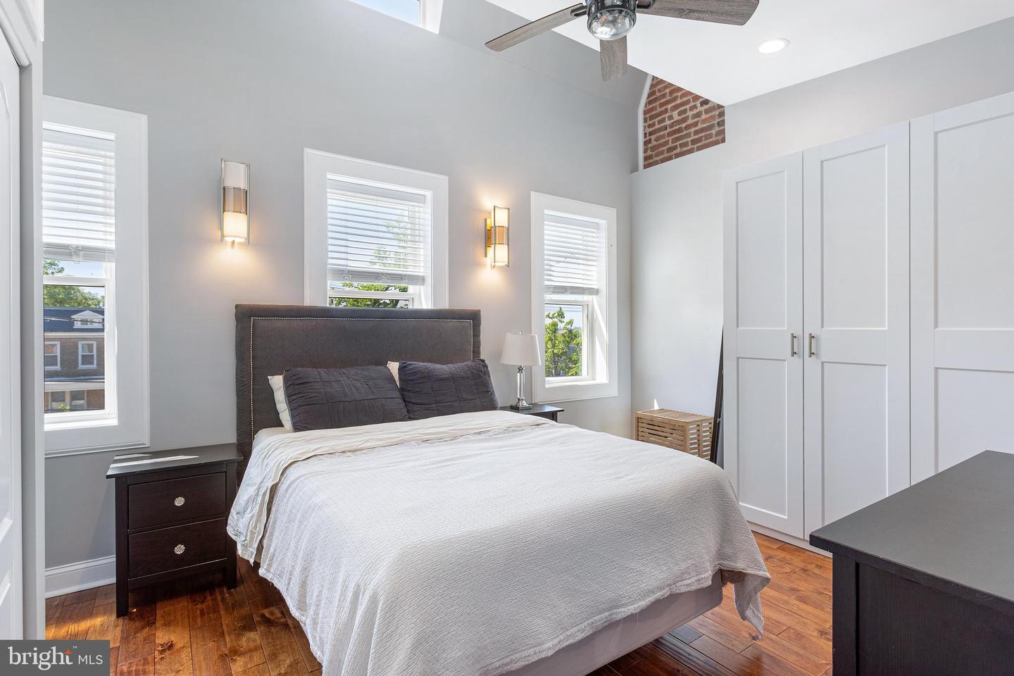 315 UPSHUR ST NW, WASHINGTON, District Of Columbia 20011, 5 Bedrooms Bedrooms, ,3 BathroomsBathrooms,Residential,For sale,315 UPSHUR ST NW,DCDC2196694 MLS # DCDC2196694