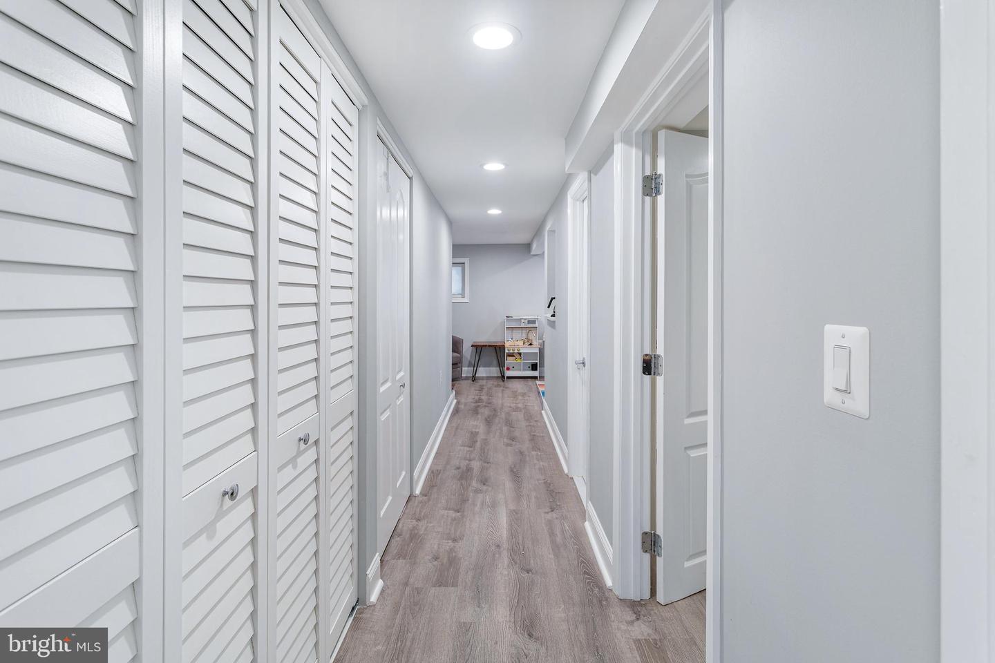 315 UPSHUR ST NW, WASHINGTON, District Of Columbia 20011, 5 Bedrooms Bedrooms, ,3 BathroomsBathrooms,Residential,For sale,315 UPSHUR ST NW,DCDC2196694 MLS # DCDC2196694