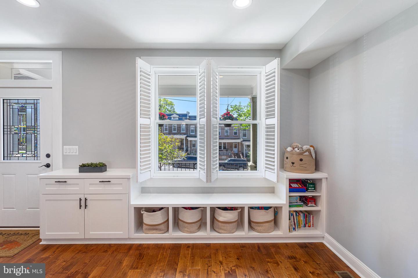 315 UPSHUR ST NW, WASHINGTON, District Of Columbia 20011, 5 Bedrooms Bedrooms, ,3 BathroomsBathrooms,Residential,For sale,315 UPSHUR ST NW,DCDC2196694 MLS # DCDC2196694
