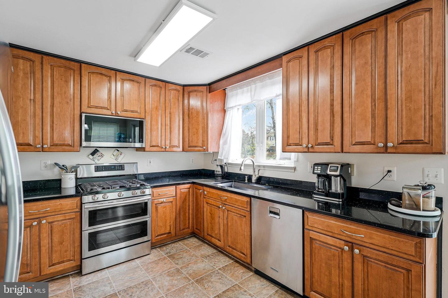 4169 BROOKGREEN DR, FAIRFAX, Virginia 22033, 4 Bedrooms Bedrooms, ,2 BathroomsBathrooms,Residential,For sale,4169 BROOKGREEN DR,VAFX2235768 MLS # VAFX2235768