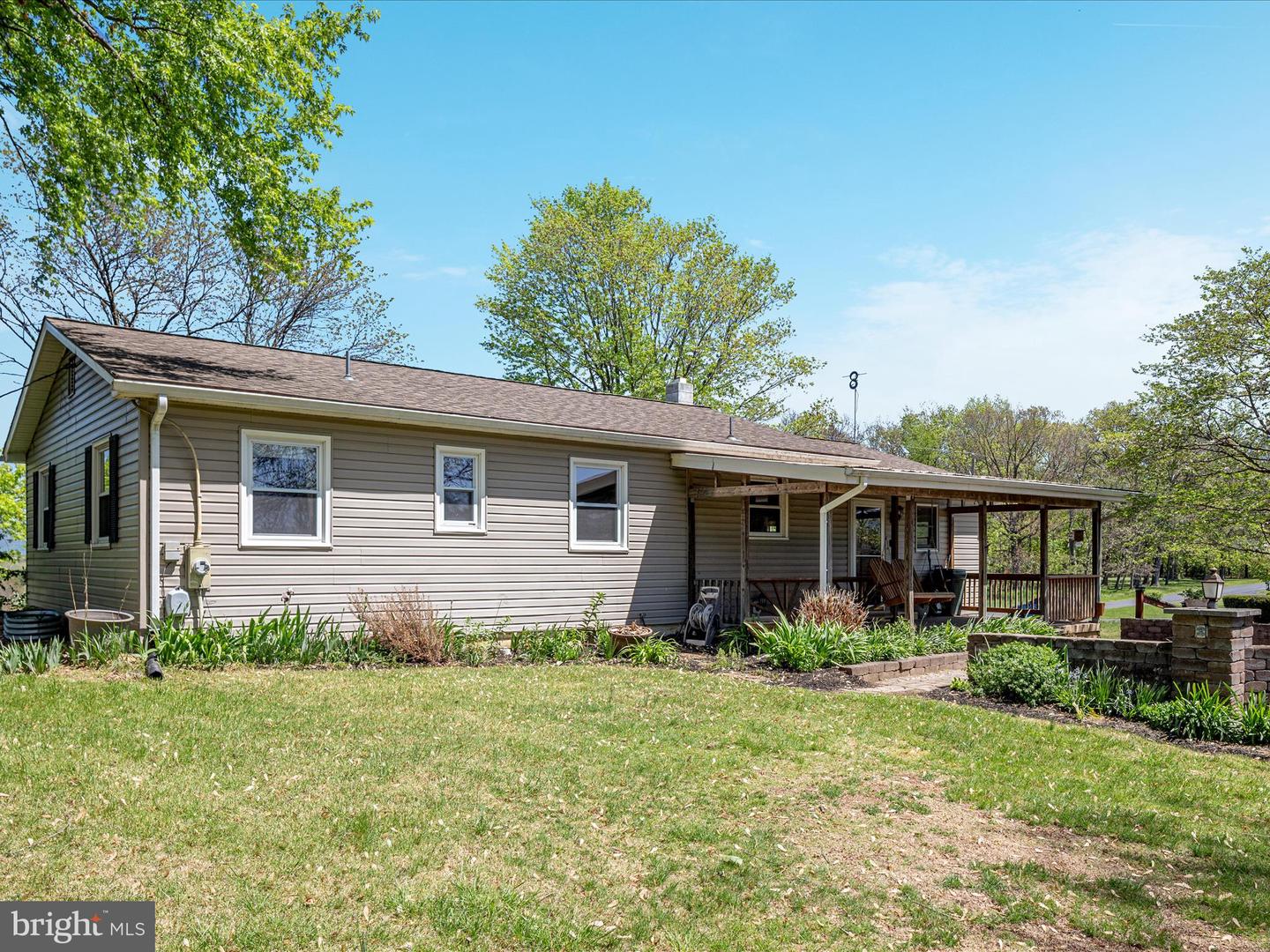 486 HAMBURG RD, EDINBURG, Virginia 22824, 3 Bedrooms Bedrooms, ,1 BathroomBathrooms,Residential,For sale,486 HAMBURG RD,VASH2011252 MLS # VASH2011252