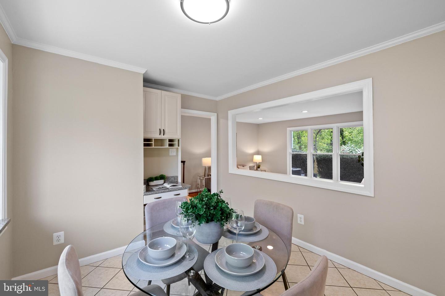 2314 CONCERT CT, VIENNA, Virginia 22181, 4 Bedrooms Bedrooms, ,2 BathroomsBathrooms,Residential,For sale,2314 CONCERT CT,VAFX2235922 MLS # VAFX2235922