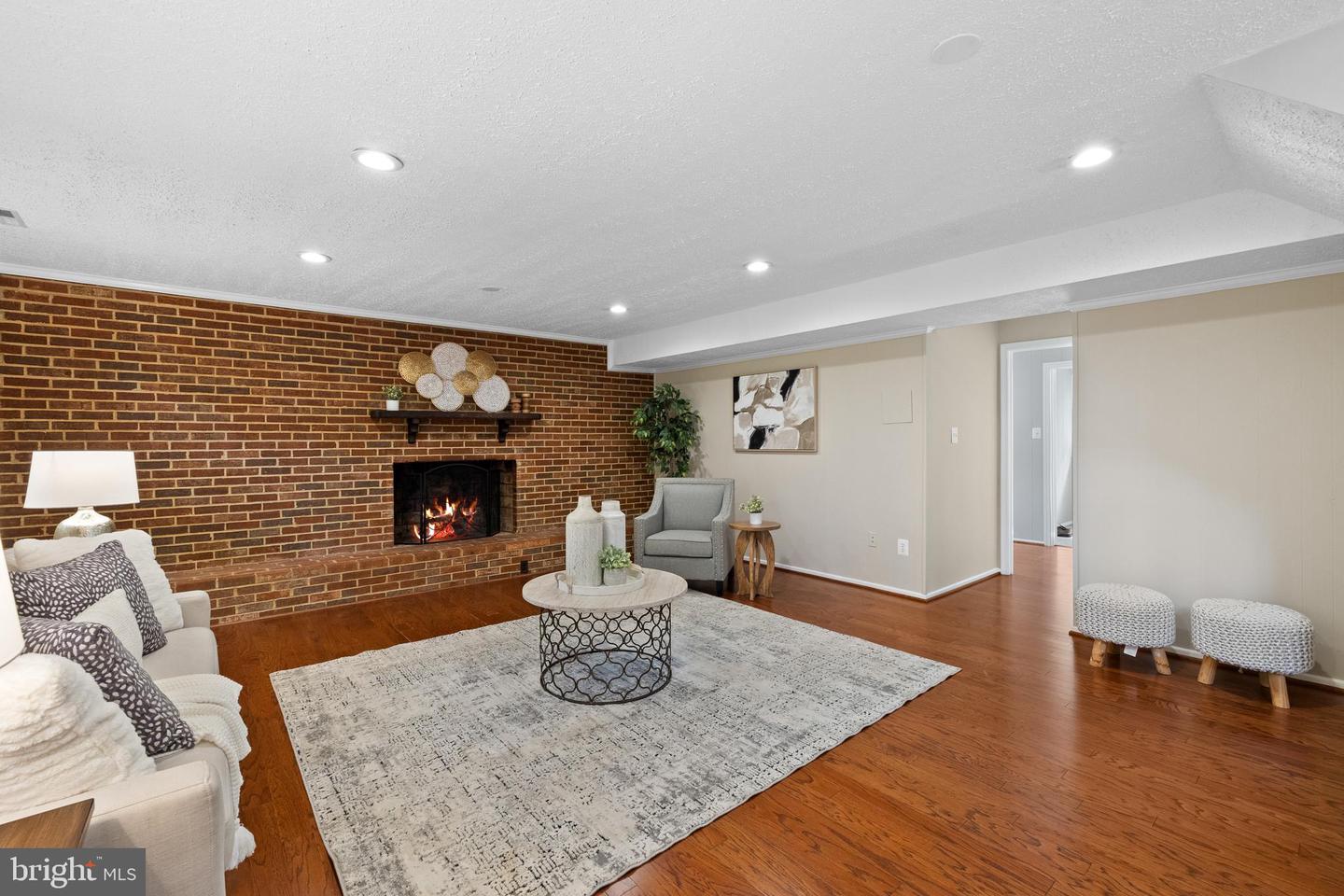2314 CONCERT CT, VIENNA, Virginia 22181, 4 Bedrooms Bedrooms, ,2 BathroomsBathrooms,Residential,For sale,2314 CONCERT CT,VAFX2235922 MLS # VAFX2235922