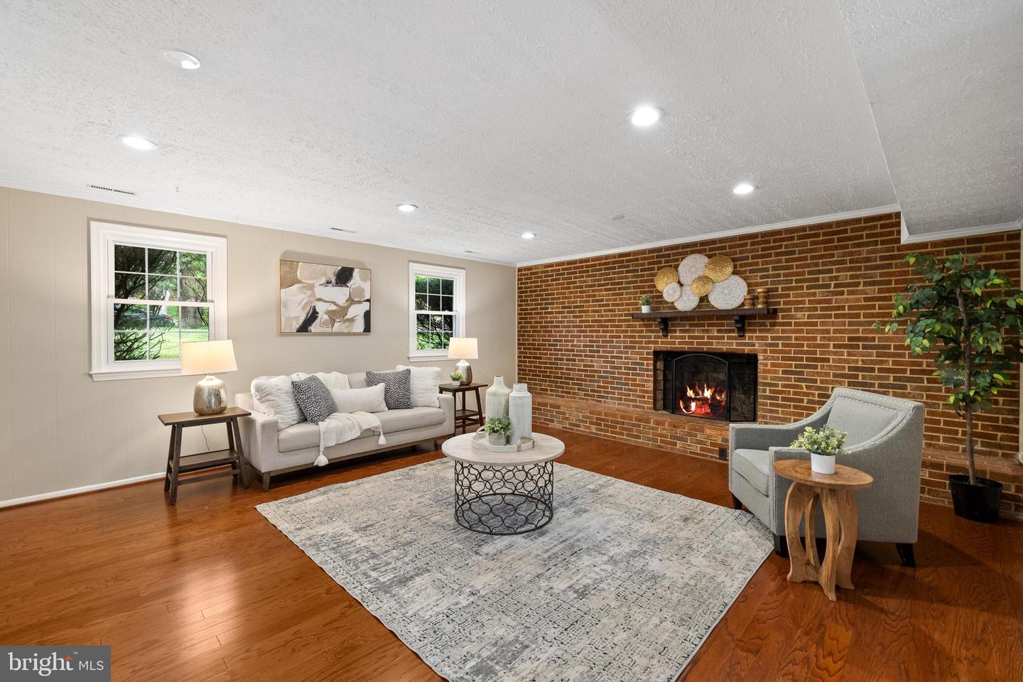 2314 CONCERT CT, VIENNA, Virginia 22181, 4 Bedrooms Bedrooms, ,2 BathroomsBathrooms,Residential,For sale,2314 CONCERT CT,VAFX2235922 MLS # VAFX2235922