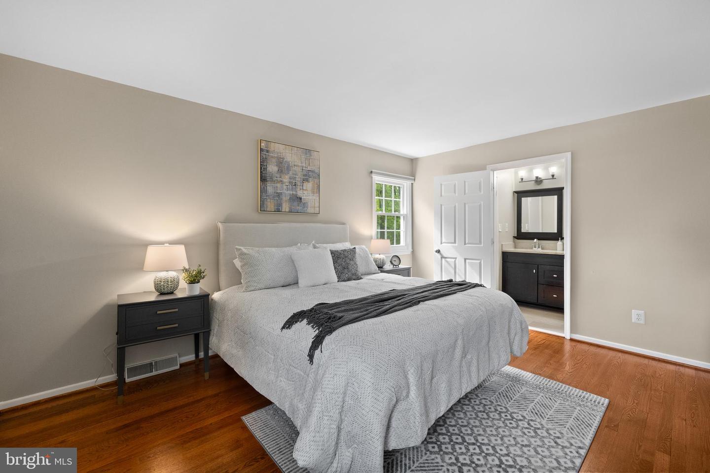 2314 CONCERT CT, VIENNA, Virginia 22181, 4 Bedrooms Bedrooms, ,2 BathroomsBathrooms,Residential,For sale,2314 CONCERT CT,VAFX2235922 MLS # VAFX2235922