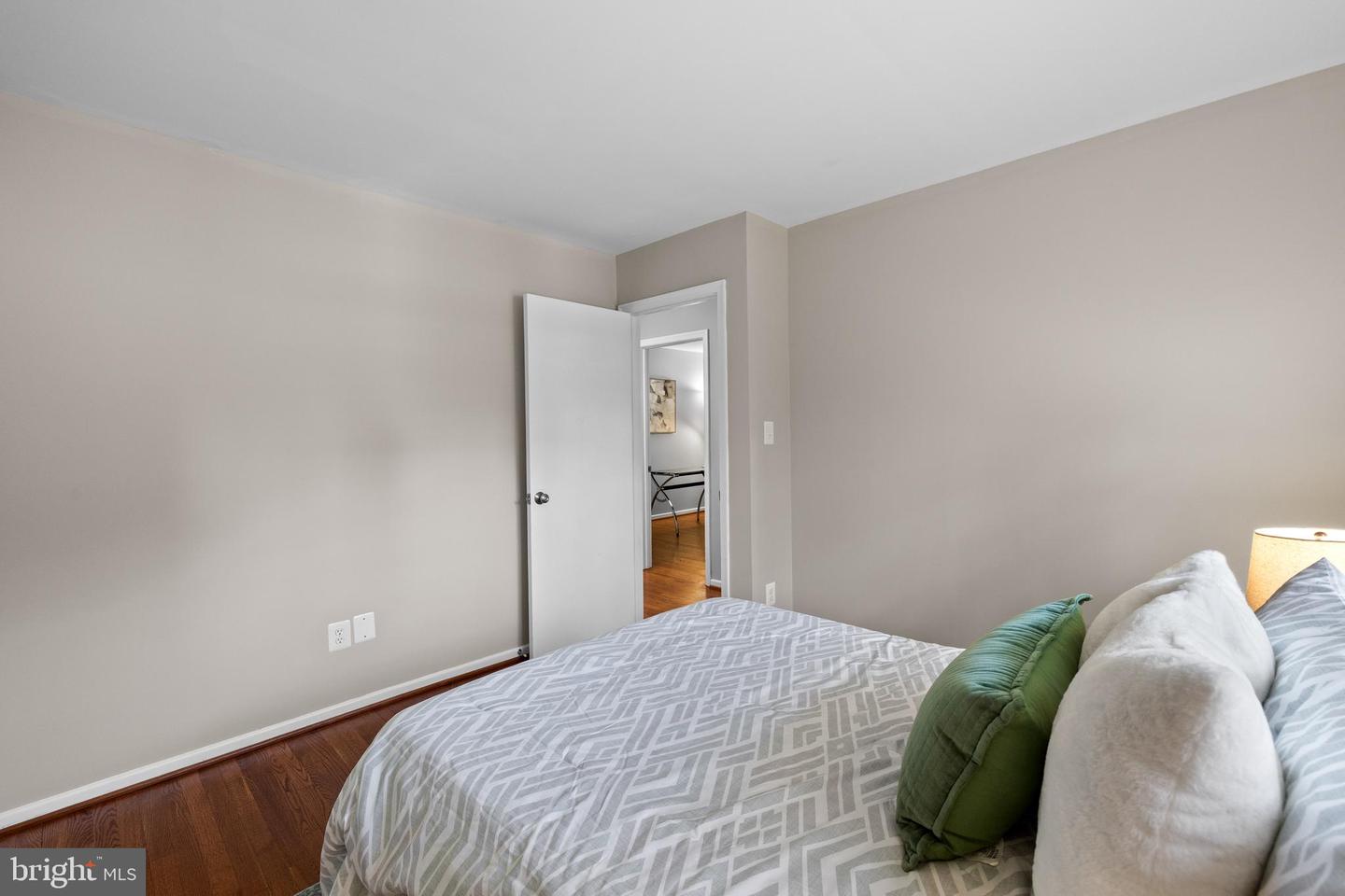 2314 CONCERT CT, VIENNA, Virginia 22181, 4 Bedrooms Bedrooms, ,2 BathroomsBathrooms,Residential,For sale,2314 CONCERT CT,VAFX2235922 MLS # VAFX2235922