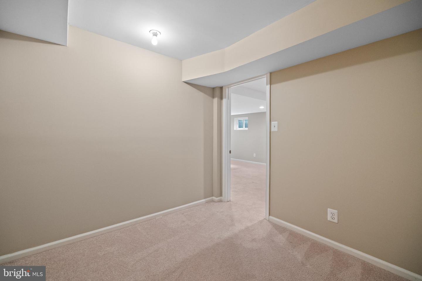 2314 CONCERT CT, VIENNA, Virginia 22181, 4 Bedrooms Bedrooms, ,2 BathroomsBathrooms,Residential,For sale,2314 CONCERT CT,VAFX2235922 MLS # VAFX2235922