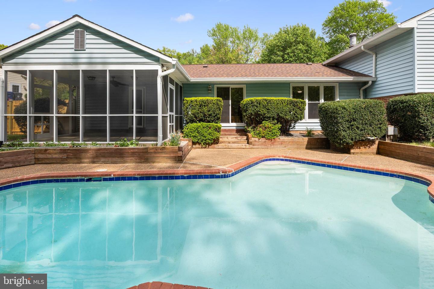 2314 CONCERT CT, VIENNA, Virginia 22181, 4 Bedrooms Bedrooms, ,2 BathroomsBathrooms,Residential,For sale,2314 CONCERT CT,VAFX2235922 MLS # VAFX2235922