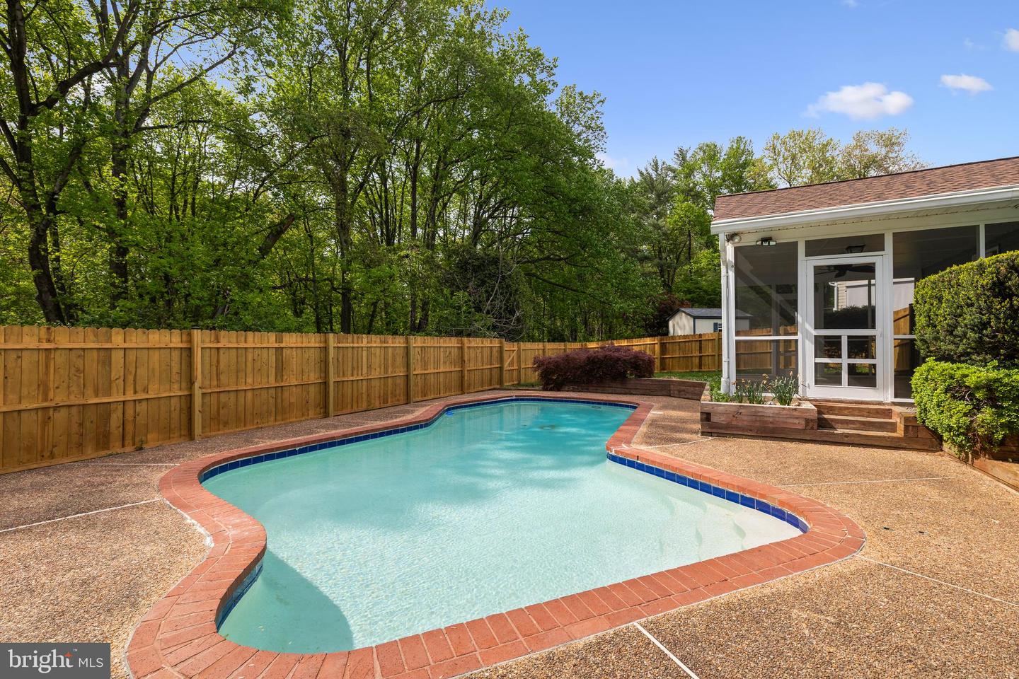 2314 CONCERT CT, VIENNA, Virginia 22181, 4 Bedrooms Bedrooms, ,2 BathroomsBathrooms,Residential,For sale,2314 CONCERT CT,VAFX2235922 MLS # VAFX2235922