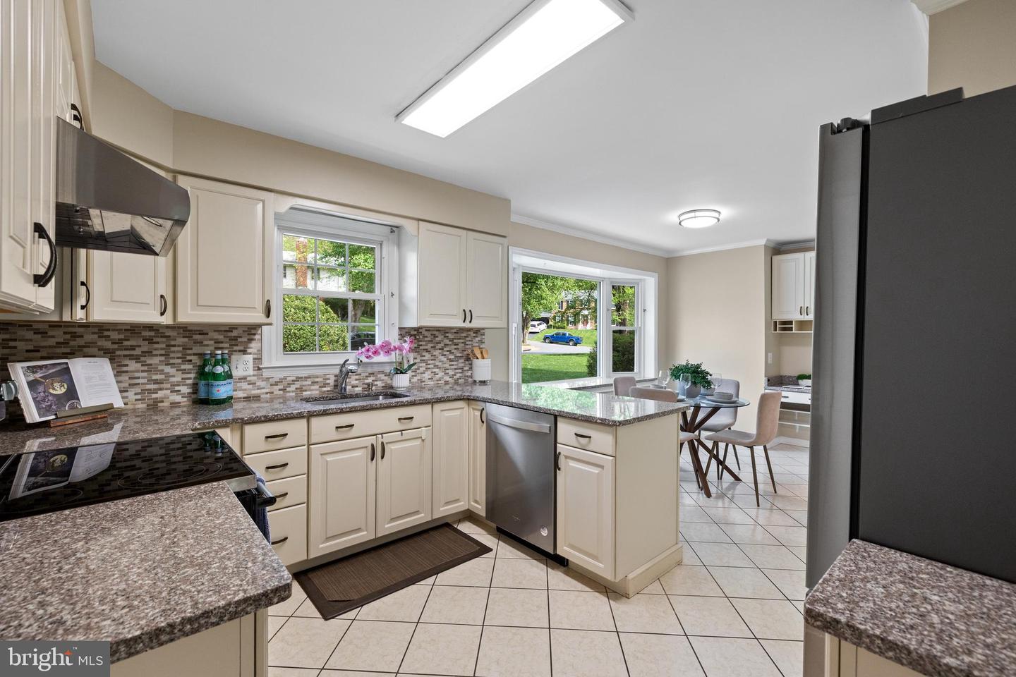 2314 CONCERT CT, VIENNA, Virginia 22181, 4 Bedrooms Bedrooms, ,2 BathroomsBathrooms,Residential,For sale,2314 CONCERT CT,VAFX2235922 MLS # VAFX2235922