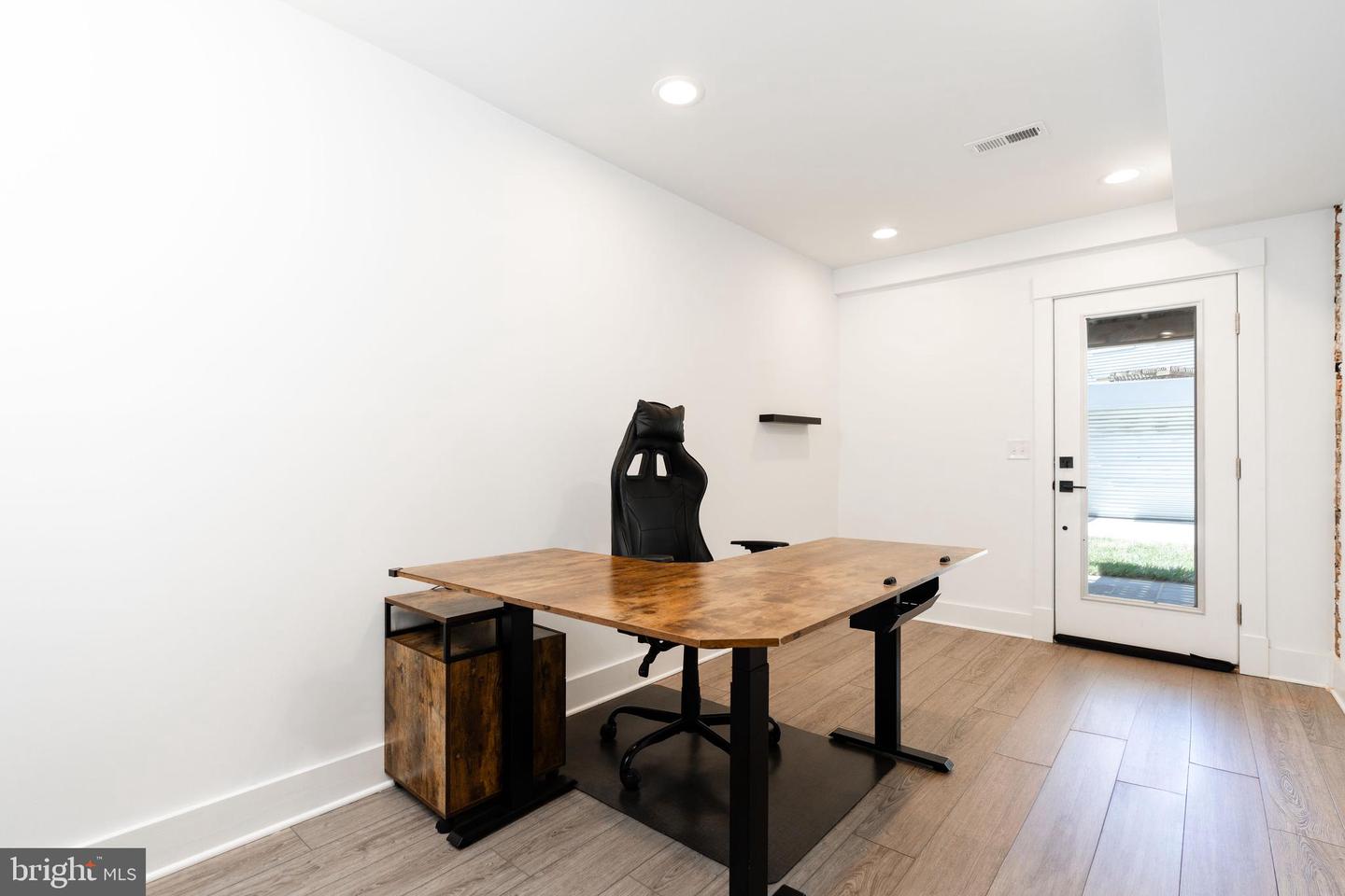 5024 ILLINOIS AVE NW, WASHINGTON, District Of Columbia 20011, 4 Bedrooms Bedrooms, ,3 BathroomsBathrooms,Residential,For sale,5024 ILLINOIS AVE NW,DCDC2196814 MLS # DCDC2196814