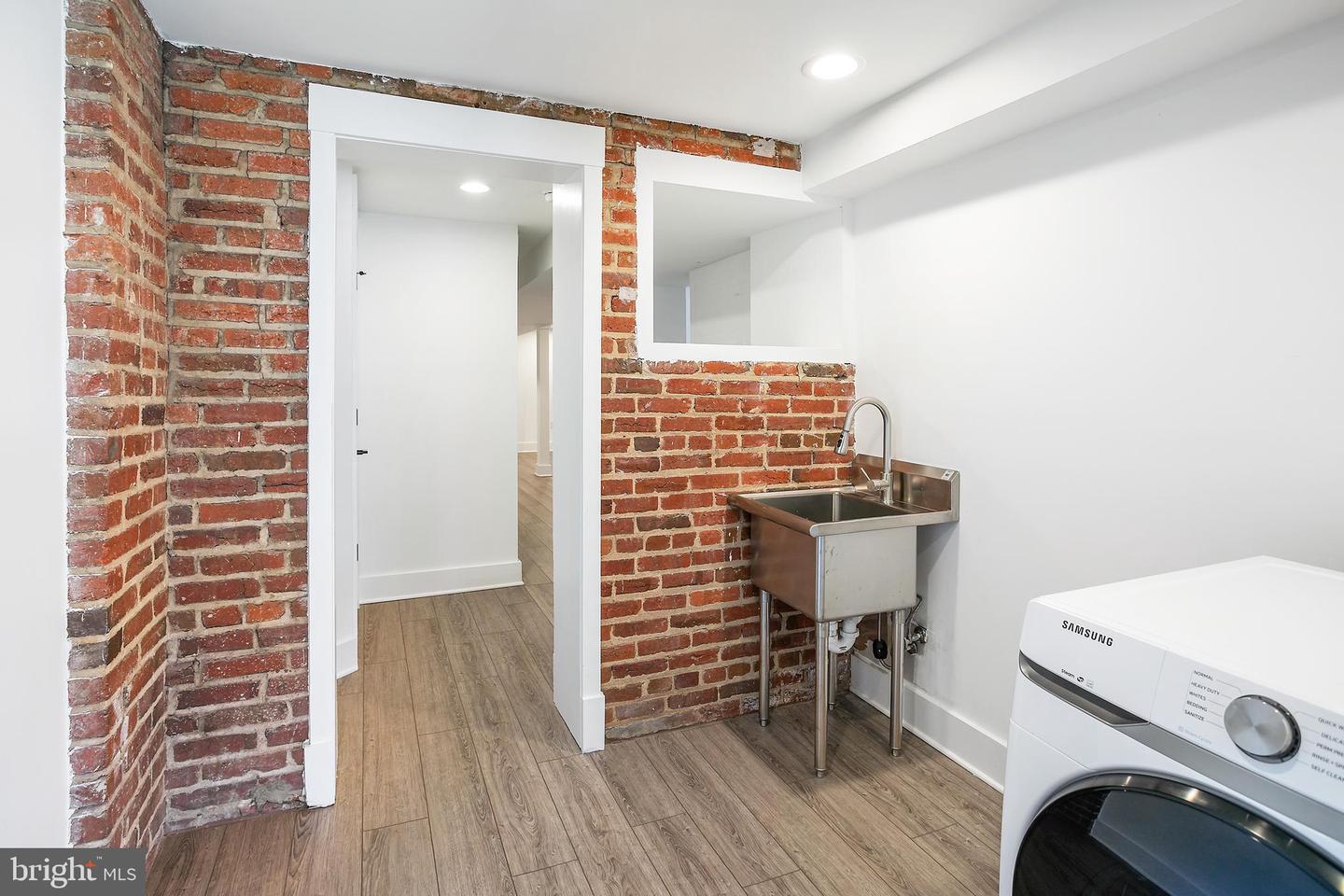 5024 ILLINOIS AVE NW, WASHINGTON, District Of Columbia 20011, 4 Bedrooms Bedrooms, ,3 BathroomsBathrooms,Residential,For sale,5024 ILLINOIS AVE NW,DCDC2196814 MLS # DCDC2196814