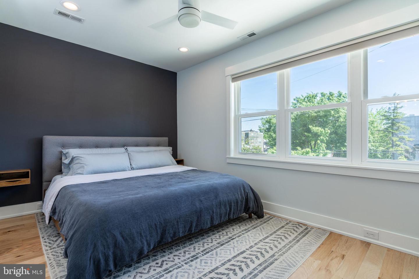 5024 ILLINOIS AVE NW, WASHINGTON, District Of Columbia 20011, 4 Bedrooms Bedrooms, ,3 BathroomsBathrooms,Residential,For sale,5024 ILLINOIS AVE NW,DCDC2196814 MLS # DCDC2196814