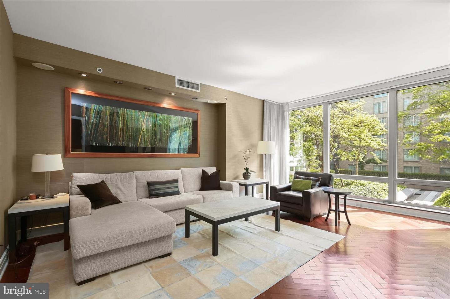 1155 23RD ST NW #6G, WASHINGTON, District Of Columbia 20037, 1 Bedroom Bedrooms, ,2 BathroomsBathrooms,Residential,For sale,1155 23RD ST NW #6G,DCDC2196844 MLS # DCDC2196844