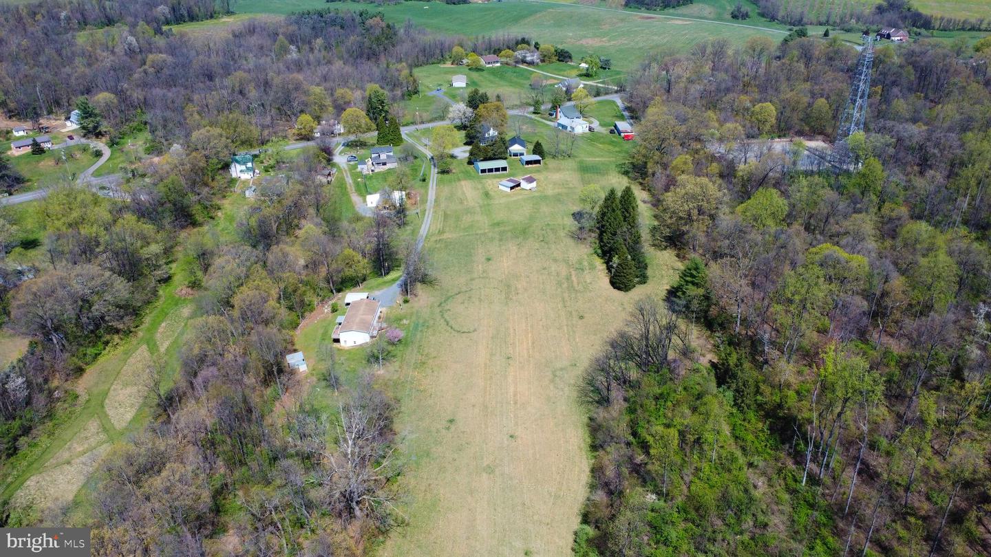 4661 MIDDLE RD, WINCHESTER, Virginia 22602, 3 Bedrooms Bedrooms, 9 Rooms Rooms,2 BathroomsBathrooms,Farm,For sale,4661 MIDDLE RD,VAFV2033806 MLS # VAFV2033806