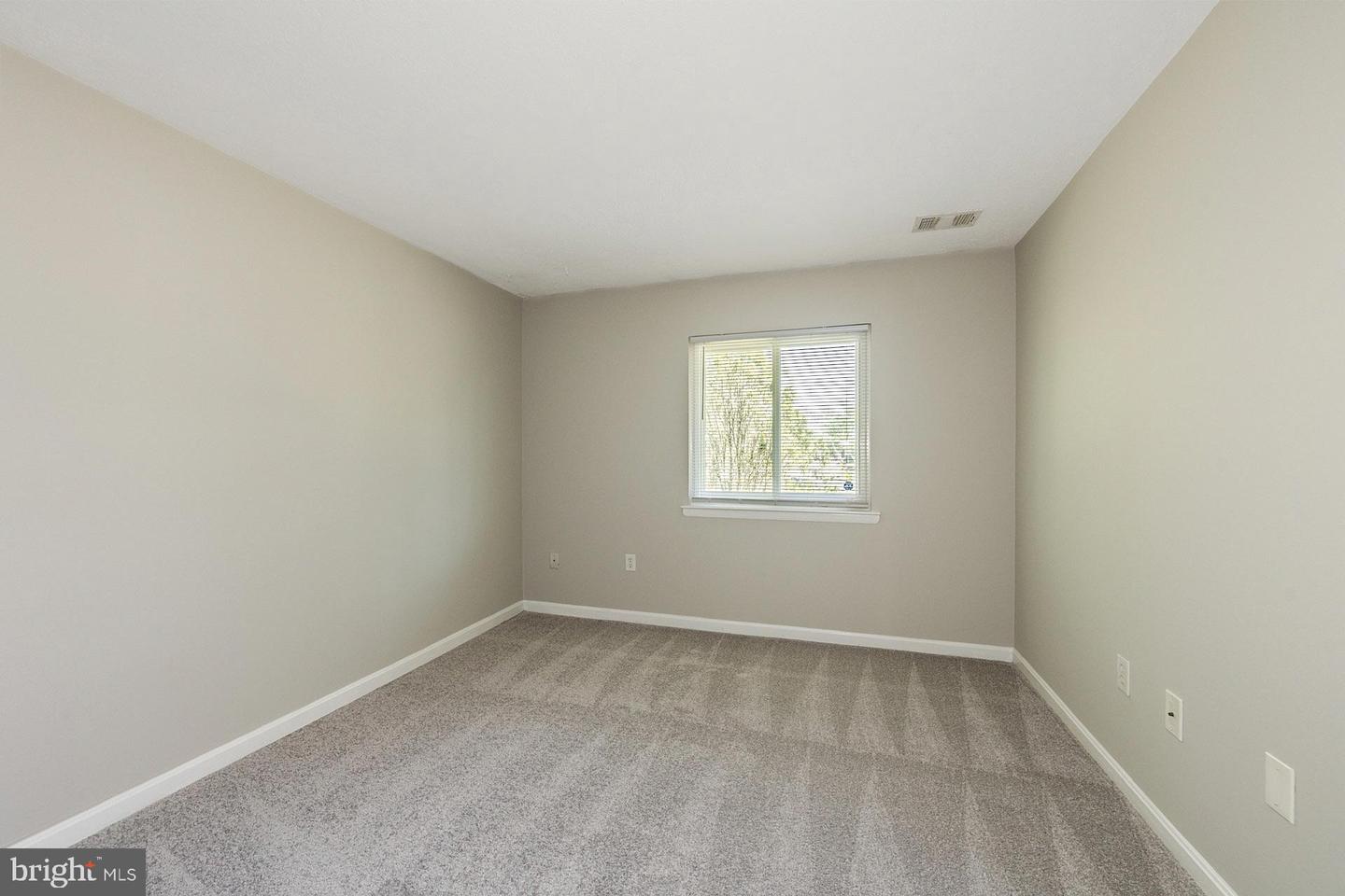 8634 MADERA CT, MANASSAS PARK, Virginia 20111, 2 Bedrooms Bedrooms, ,1 BathroomBathrooms,Residential,For sale,8634 MADERA CT,VAMP2002996 MLS # VAMP2002996