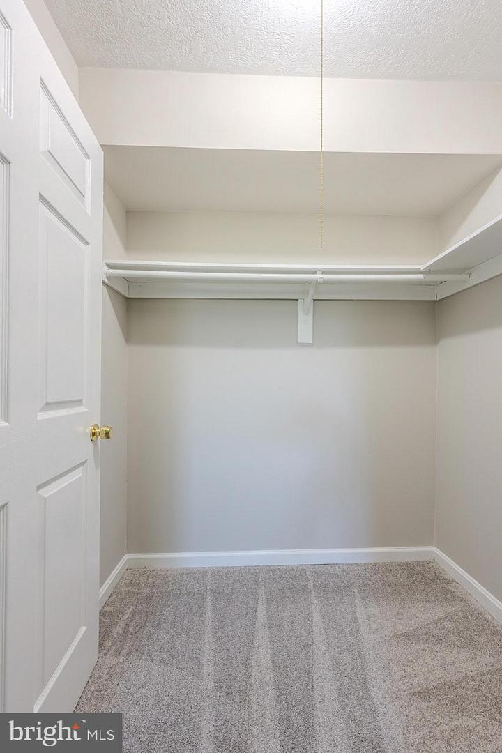 8634 MADERA CT, MANASSAS PARK, Virginia 20111, 2 Bedrooms Bedrooms, ,1 BathroomBathrooms,Residential,For sale,8634 MADERA CT,VAMP2002996 MLS # VAMP2002996