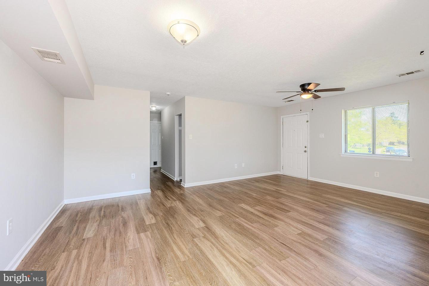8634 MADERA CT, MANASSAS PARK, Virginia 20111, 2 Bedrooms Bedrooms, ,1 BathroomBathrooms,Residential,For sale,8634 MADERA CT,VAMP2002996 MLS # VAMP2002996
