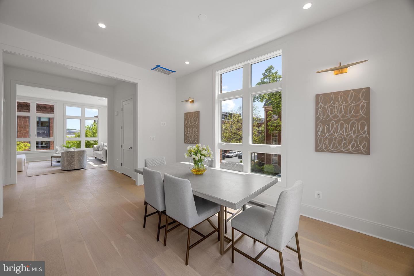 227 S UNION ST, ALEXANDRIA, Virginia 22314, 4 Bedrooms Bedrooms, ,4 BathroomsBathrooms,Residential,For sale,227 S UNION ST,VAAX2044568 MLS # VAAX2044568