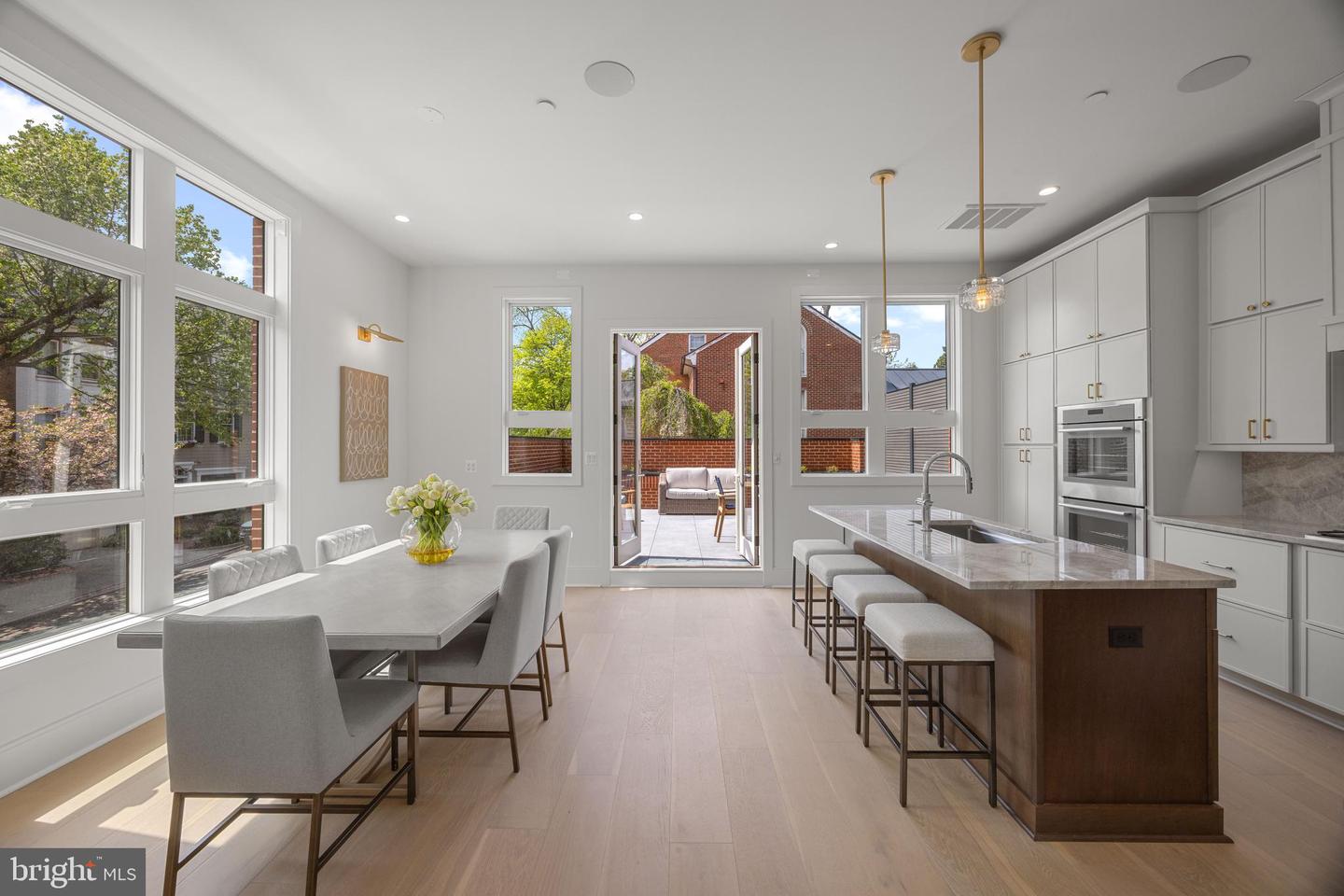 227 S UNION ST, ALEXANDRIA, Virginia 22314, 4 Bedrooms Bedrooms, ,4 BathroomsBathrooms,Residential,For sale,227 S UNION ST,VAAX2044568 MLS # VAAX2044568