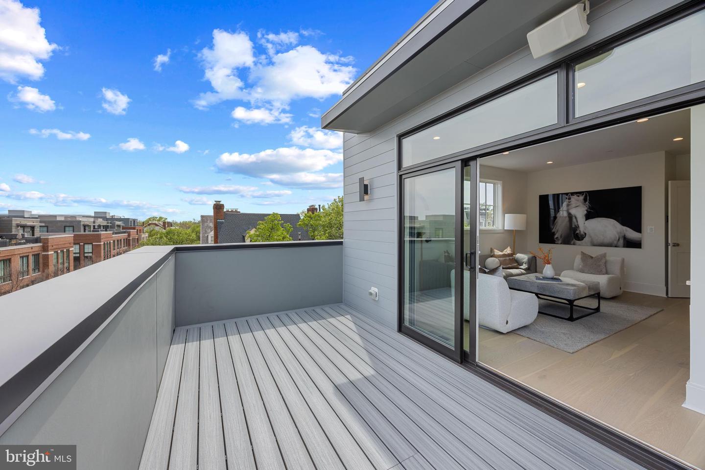 227 S UNION ST, ALEXANDRIA, Virginia 22314, 4 Bedrooms Bedrooms, ,4 BathroomsBathrooms,Residential,For sale,227 S UNION ST,VAAX2044568 MLS # VAAX2044568