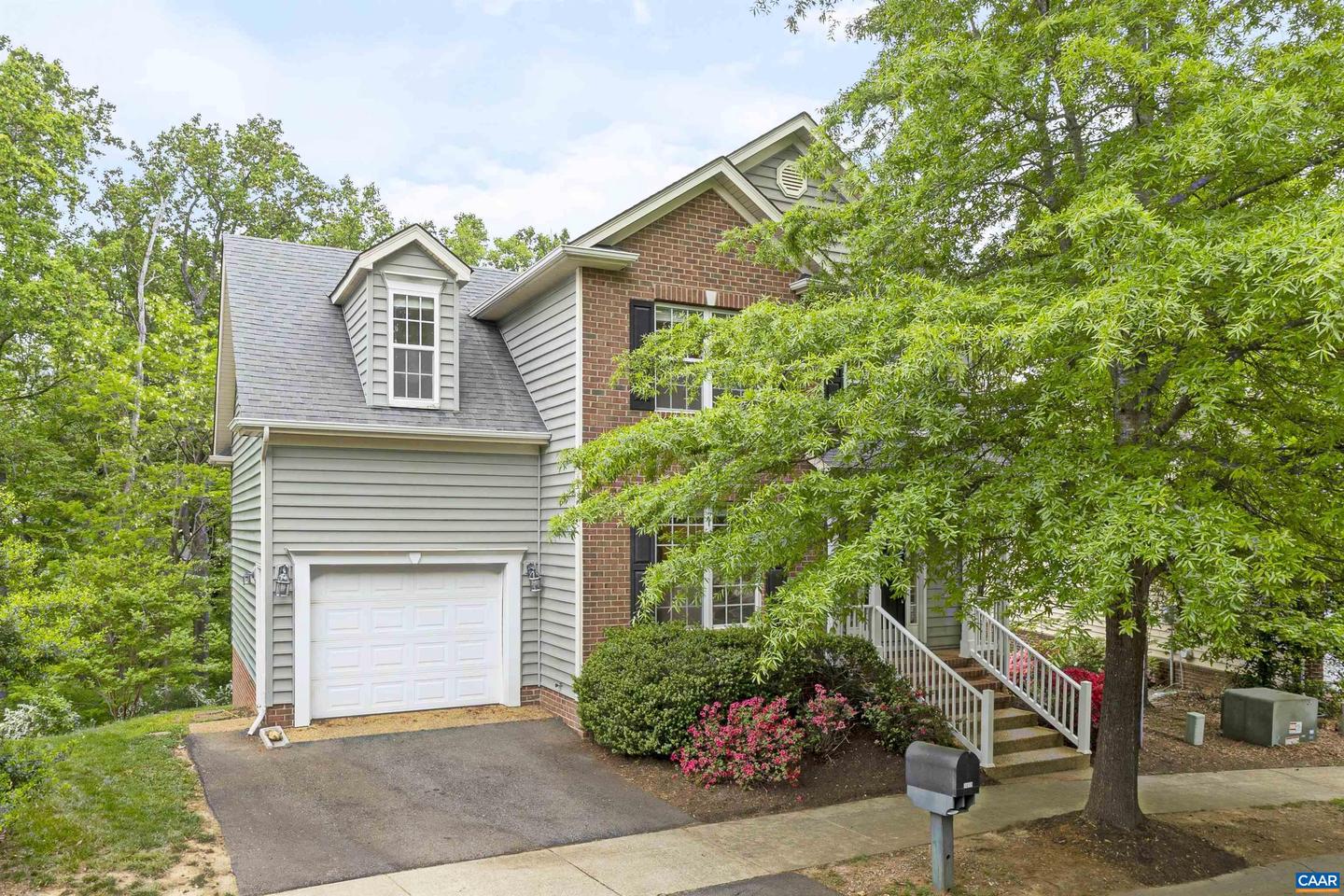 1859 BARGAMIN LOOP, CROZET, Virginia 22932, 4 Bedrooms Bedrooms, ,3 BathroomsBathrooms,Residential,For sale,1859 BARGAMIN LOOP,663817 MLS # 663817