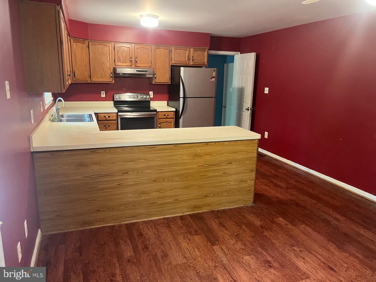39 HIDDEN LAKE DR, STAFFORD, Virginia 22556, 3 Bedrooms Bedrooms, ,2 BathroomsBathrooms,Residential,For sale,39 HIDDEN LAKE DR,VAST2038270 MLS # VAST2038270