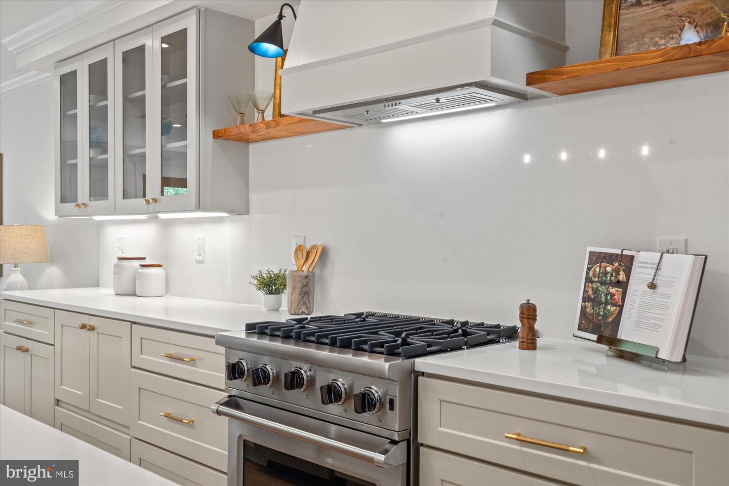 1708-1/2 10TH ST NW, WASHINGTON, District Of Columbia 20001, 3 Bedrooms Bedrooms, ,3 BathroomsBathrooms,Residential,For sale,1708-1/2 10TH ST NW,DCDC2197934 MLS # DCDC2197934