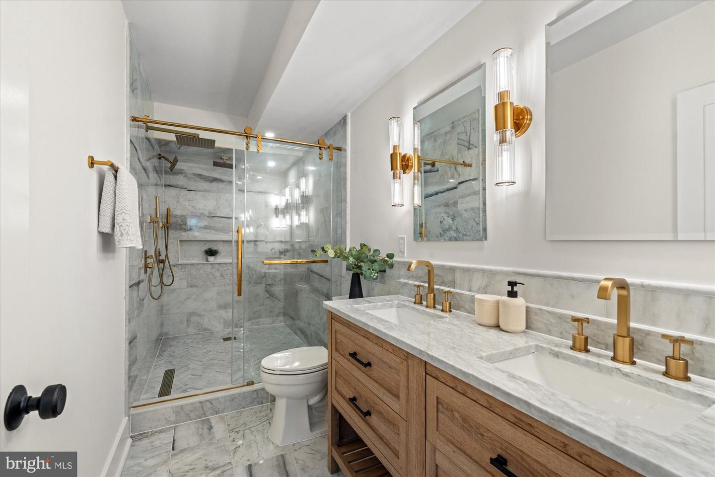 1708-1/2 10TH ST NW, WASHINGTON, District Of Columbia 20001, 3 Bedrooms Bedrooms, ,3 BathroomsBathrooms,Residential,For sale,1708-1/2 10TH ST NW,DCDC2197934 MLS # DCDC2197934
