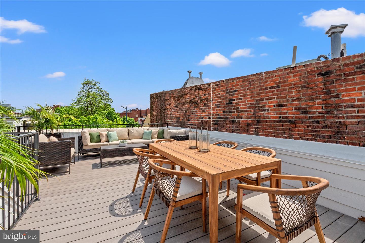 1708-1/2 10TH ST NW, WASHINGTON, District Of Columbia 20001, 3 Bedrooms Bedrooms, ,3 BathroomsBathrooms,Residential,For sale,1708-1/2 10TH ST NW,DCDC2197934 MLS # DCDC2197934