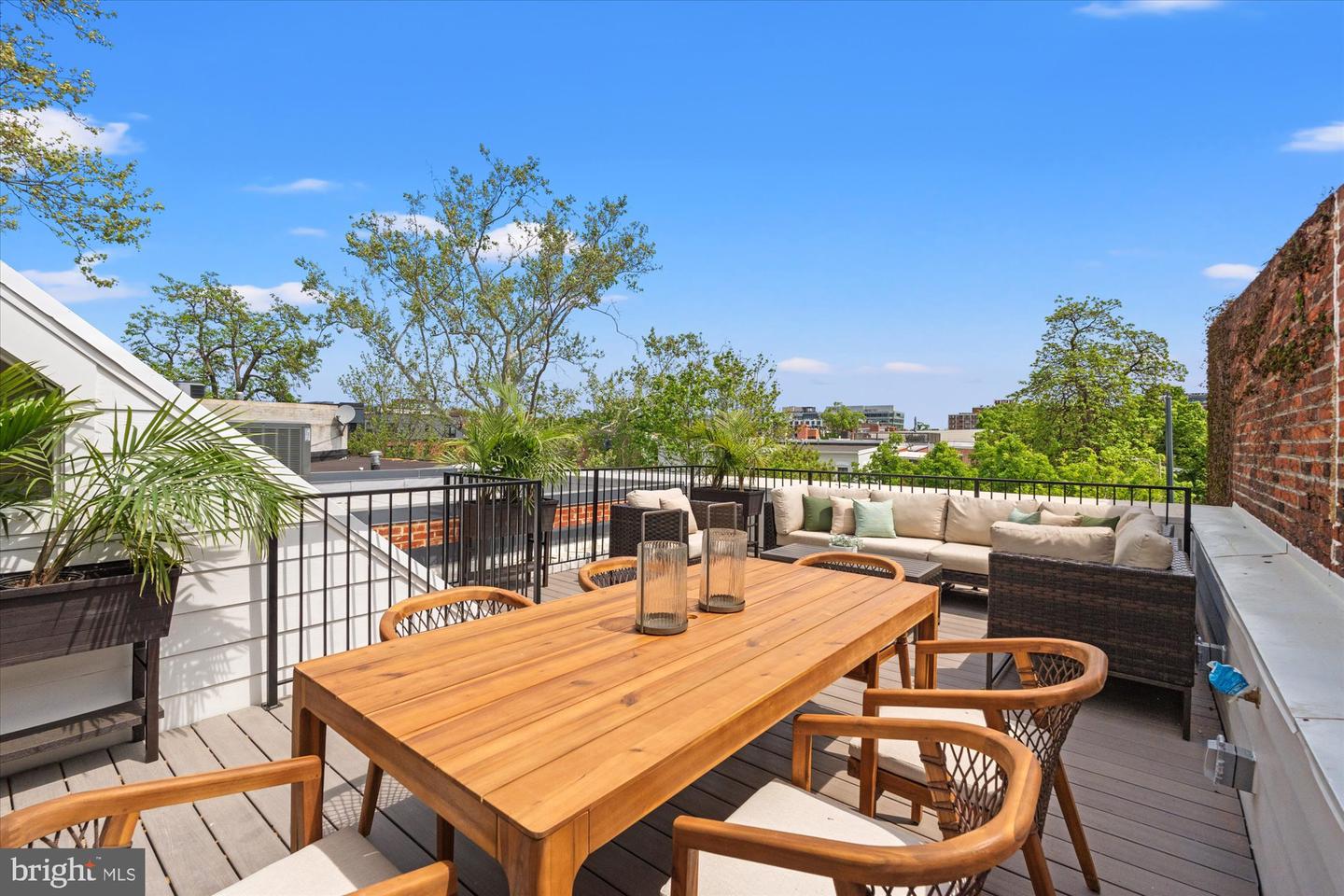 1708-1/2 10TH ST NW, WASHINGTON, District Of Columbia 20001, 3 Bedrooms Bedrooms, ,3 BathroomsBathrooms,Residential,For sale,1708-1/2 10TH ST NW,DCDC2197934 MLS # DCDC2197934