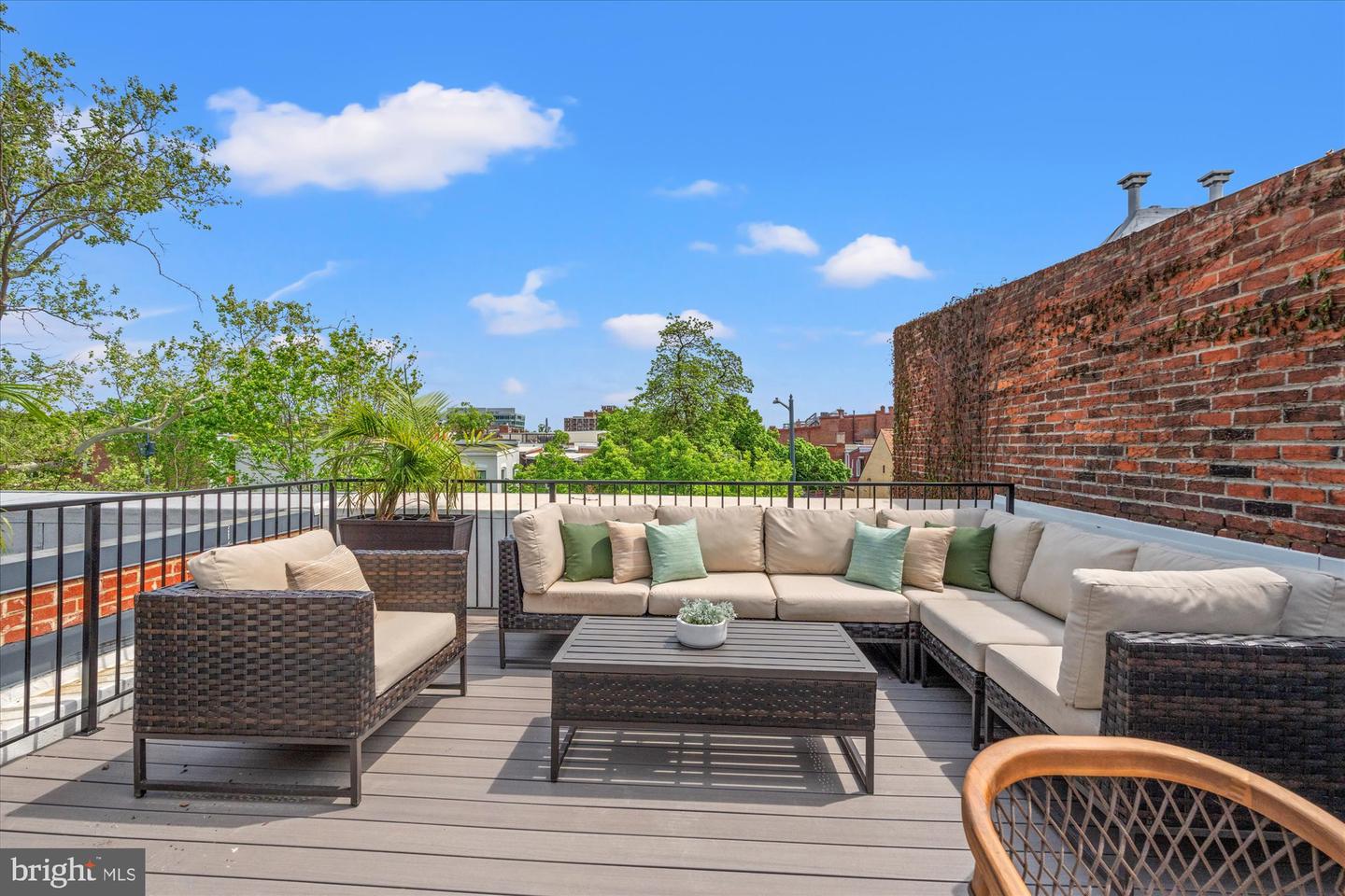 1708-1/2 10TH ST NW, WASHINGTON, District Of Columbia 20001, 3 Bedrooms Bedrooms, ,3 BathroomsBathrooms,Residential,For sale,1708-1/2 10TH ST NW,DCDC2197934 MLS # DCDC2197934