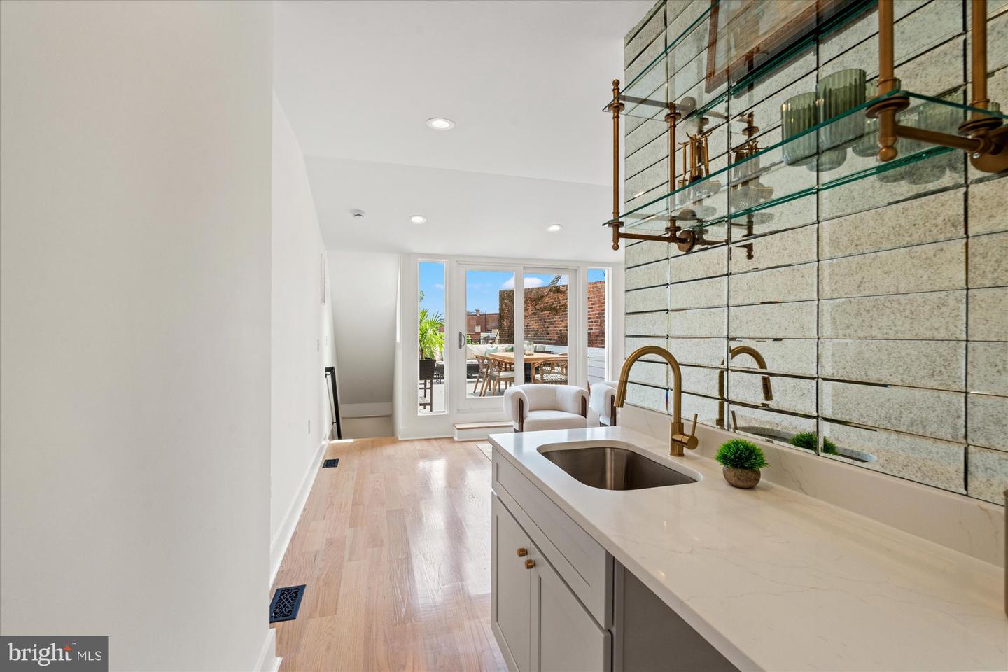 1708-1/2 10TH ST NW, WASHINGTON, District Of Columbia 20001, 3 Bedrooms Bedrooms, ,3 BathroomsBathrooms,Residential,For sale,1708-1/2 10TH ST NW,DCDC2197934 MLS # DCDC2197934