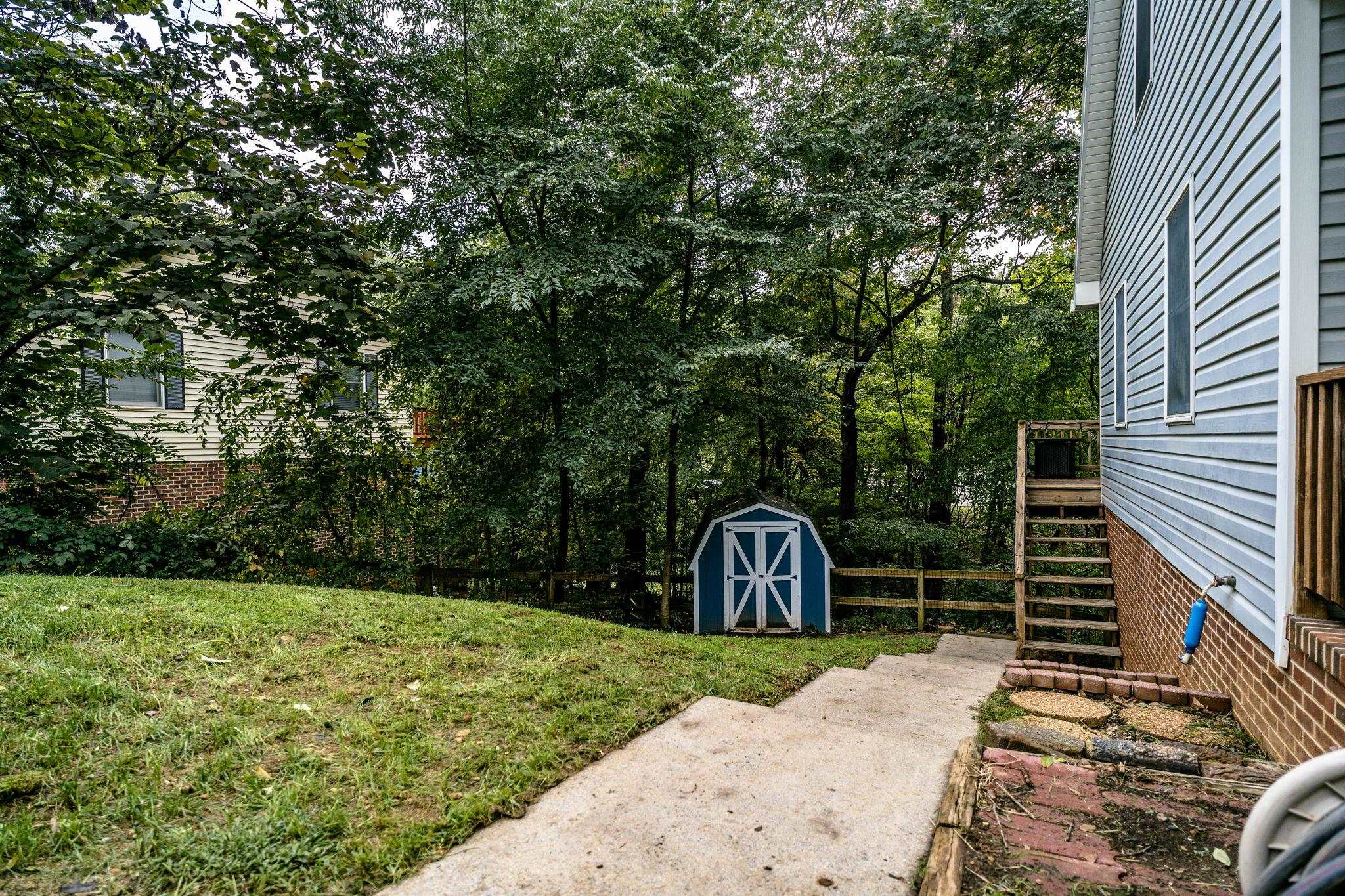 1033 BRIDLE CT, HARRISONBURG, Virginia 22801, 3 Bedrooms Bedrooms, ,2 BathroomsBathrooms,Residential,1033 BRIDLE CT,657178 MLS # 657178