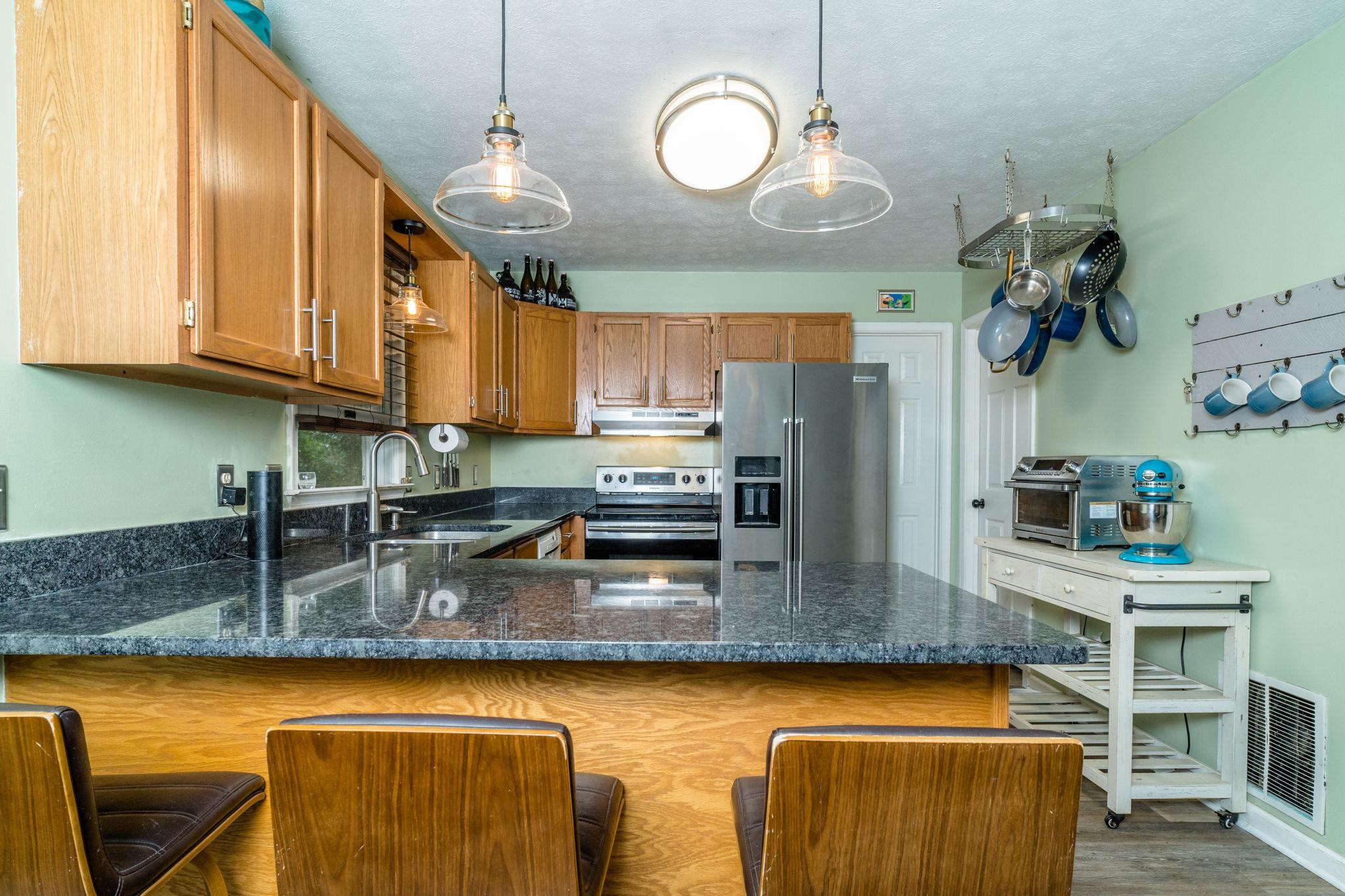 1033 BRIDLE CT, HARRISONBURG, Virginia 22801, 3 Bedrooms Bedrooms, ,2 BathroomsBathrooms,Residential,1033 BRIDLE CT,657178 MLS # 657178