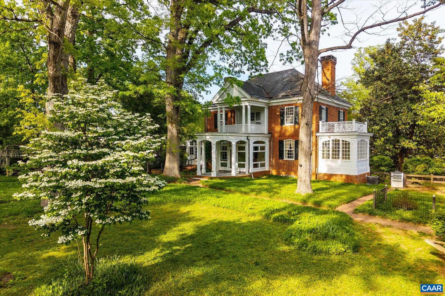 2001 THOMSON RD, CHARLOTTESVILLE, Virginia 22903, 4 Bedrooms Bedrooms, ,4 BathroomsBathrooms,Residential,For sale,2001 THOMSON RD,663834 MLS # 663834