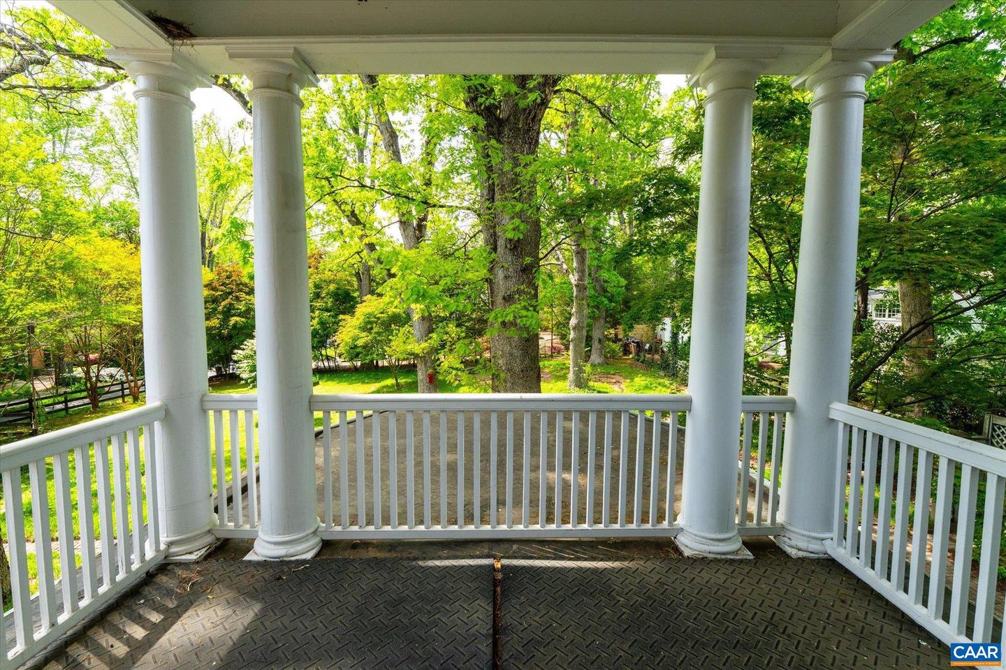 2001 THOMSON RD, CHARLOTTESVILLE, Virginia 22903, 4 Bedrooms Bedrooms, ,4 BathroomsBathrooms,Residential,For sale,2001 THOMSON RD,663834 MLS # 663834