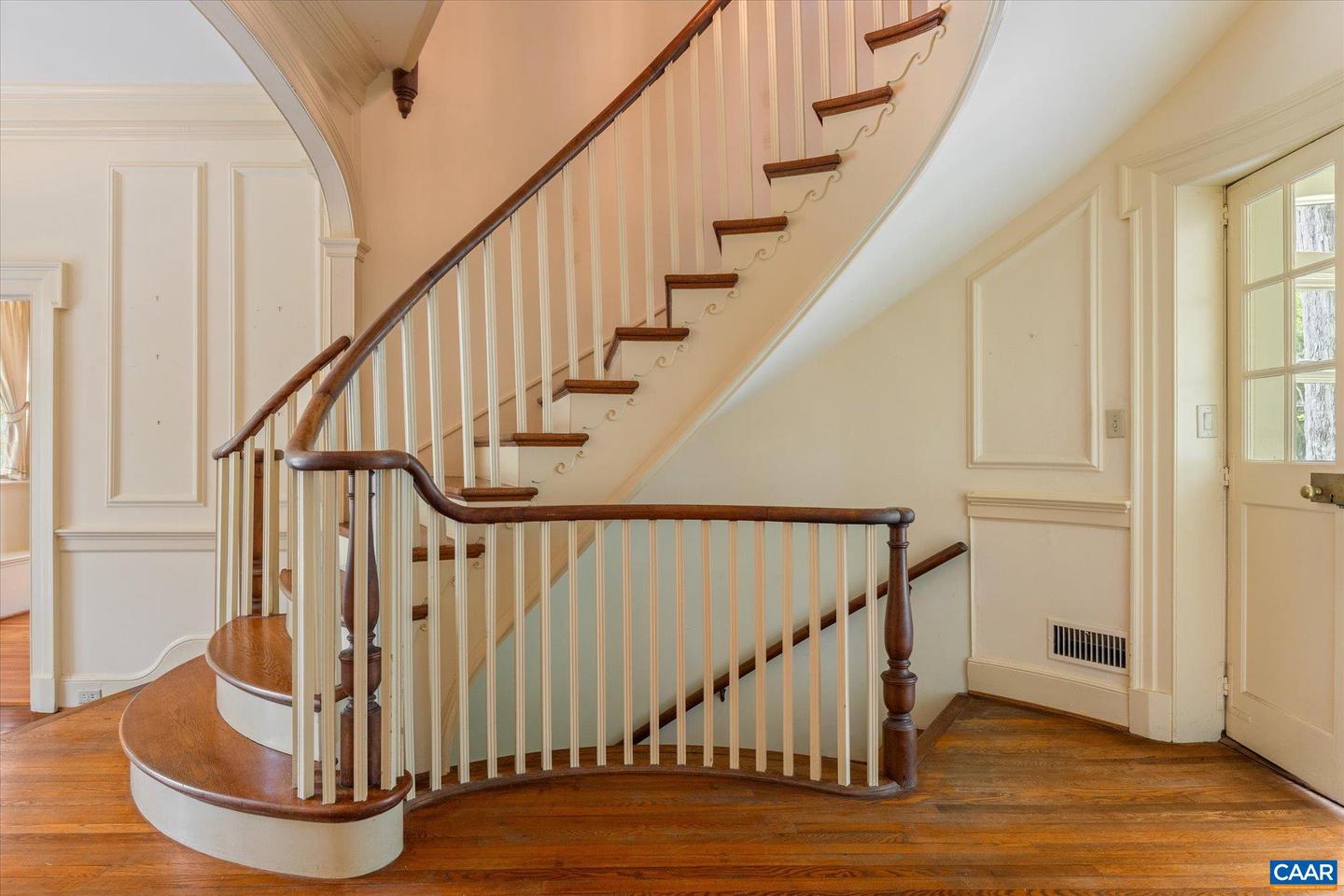 2001 THOMSON RD, CHARLOTTESVILLE, Virginia 22903, 4 Bedrooms Bedrooms, ,4 BathroomsBathrooms,Residential,For sale,2001 THOMSON RD,663834 MLS # 663834