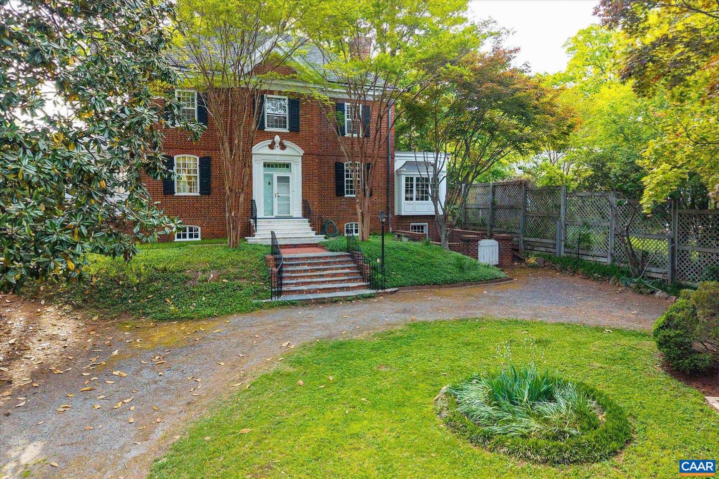 2001 THOMSON RD, CHARLOTTESVILLE, Virginia 22903, 4 Bedrooms Bedrooms, ,4 BathroomsBathrooms,Residential,For sale,2001 THOMSON RD,663834 MLS # 663834